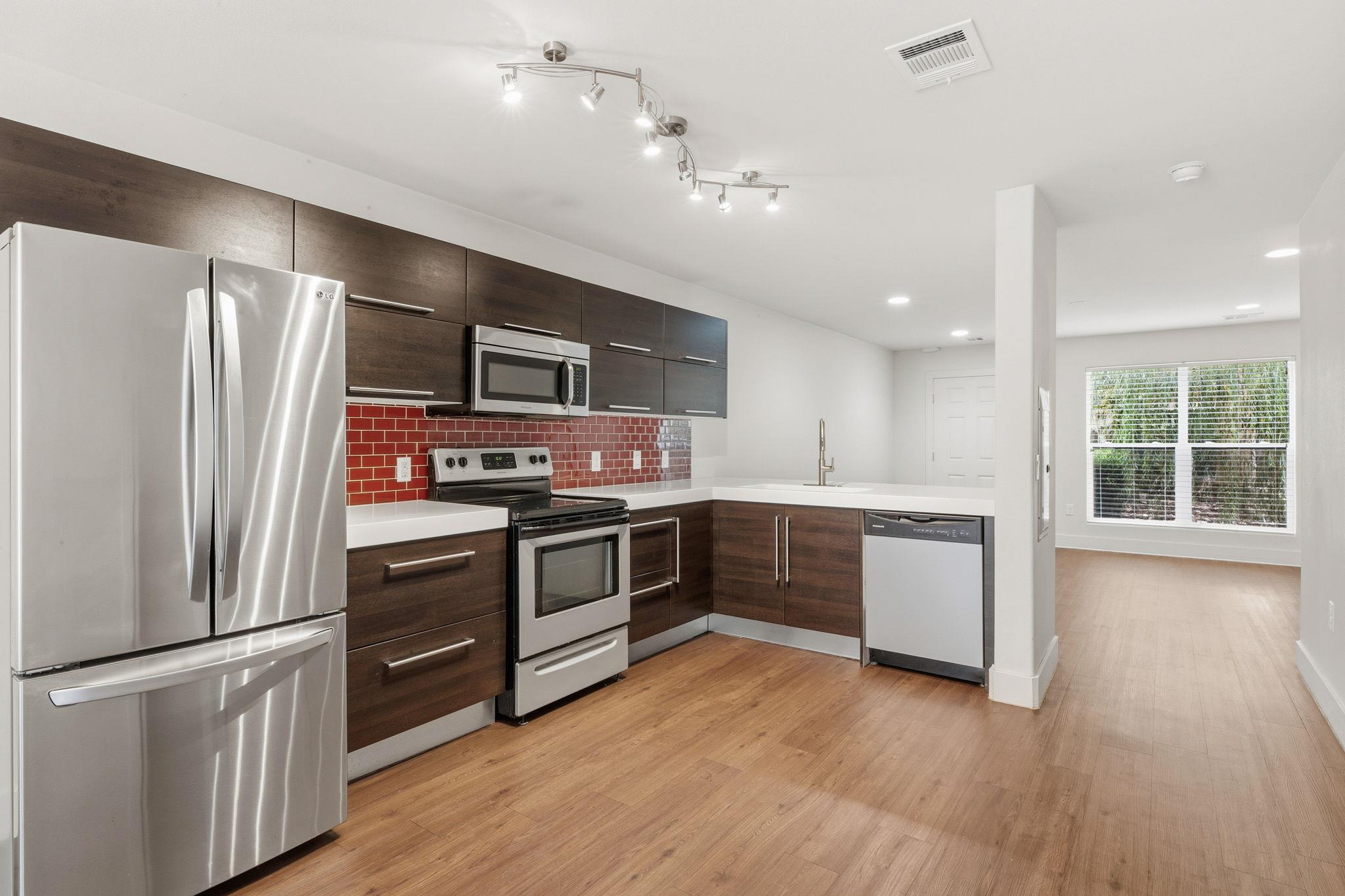 1101  Grove Blvd  #708, photo 11