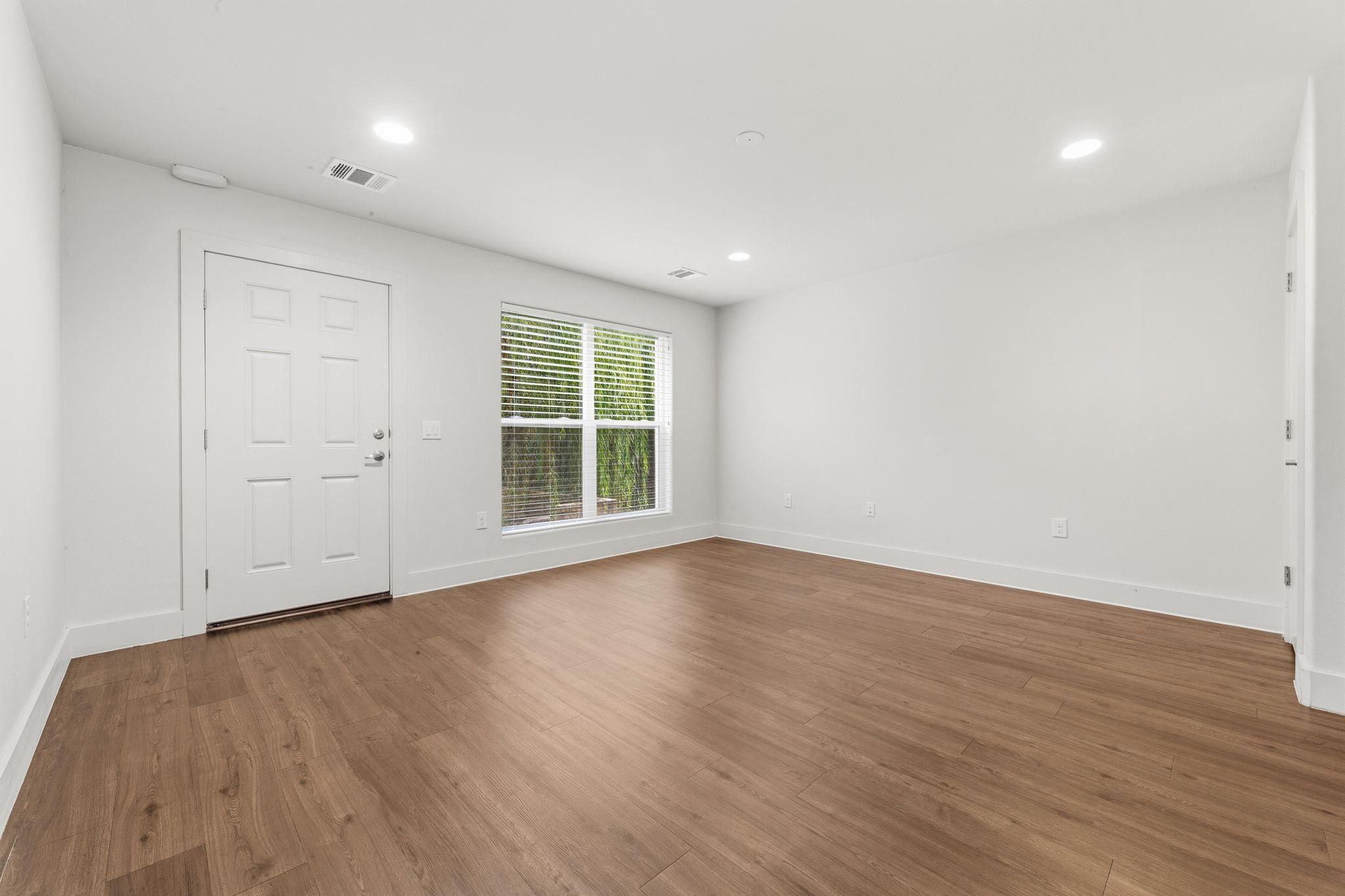 1101  Grove Blvd  #708, photo 8