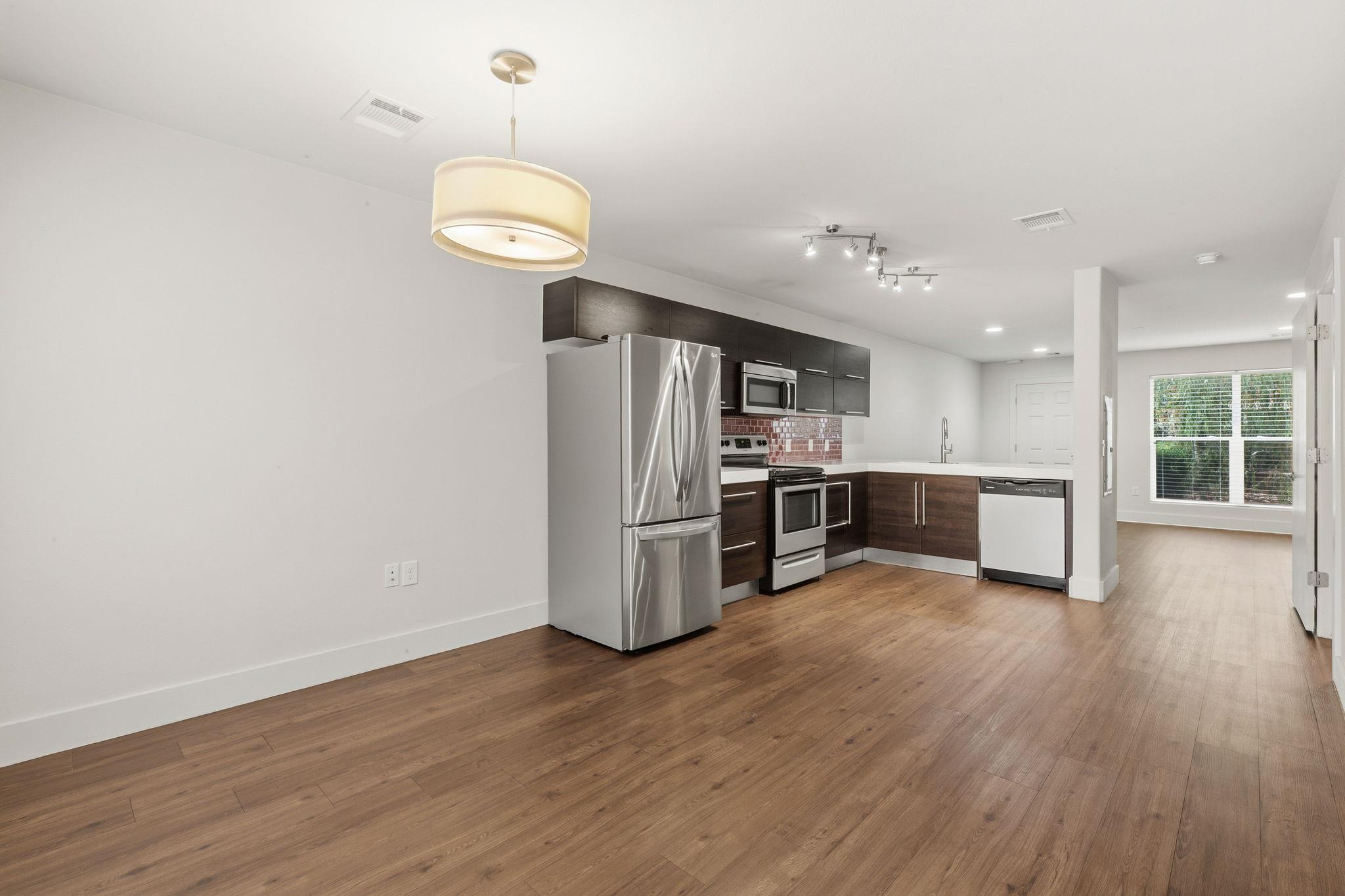 1101  Grove Blvd  #708, photo 9