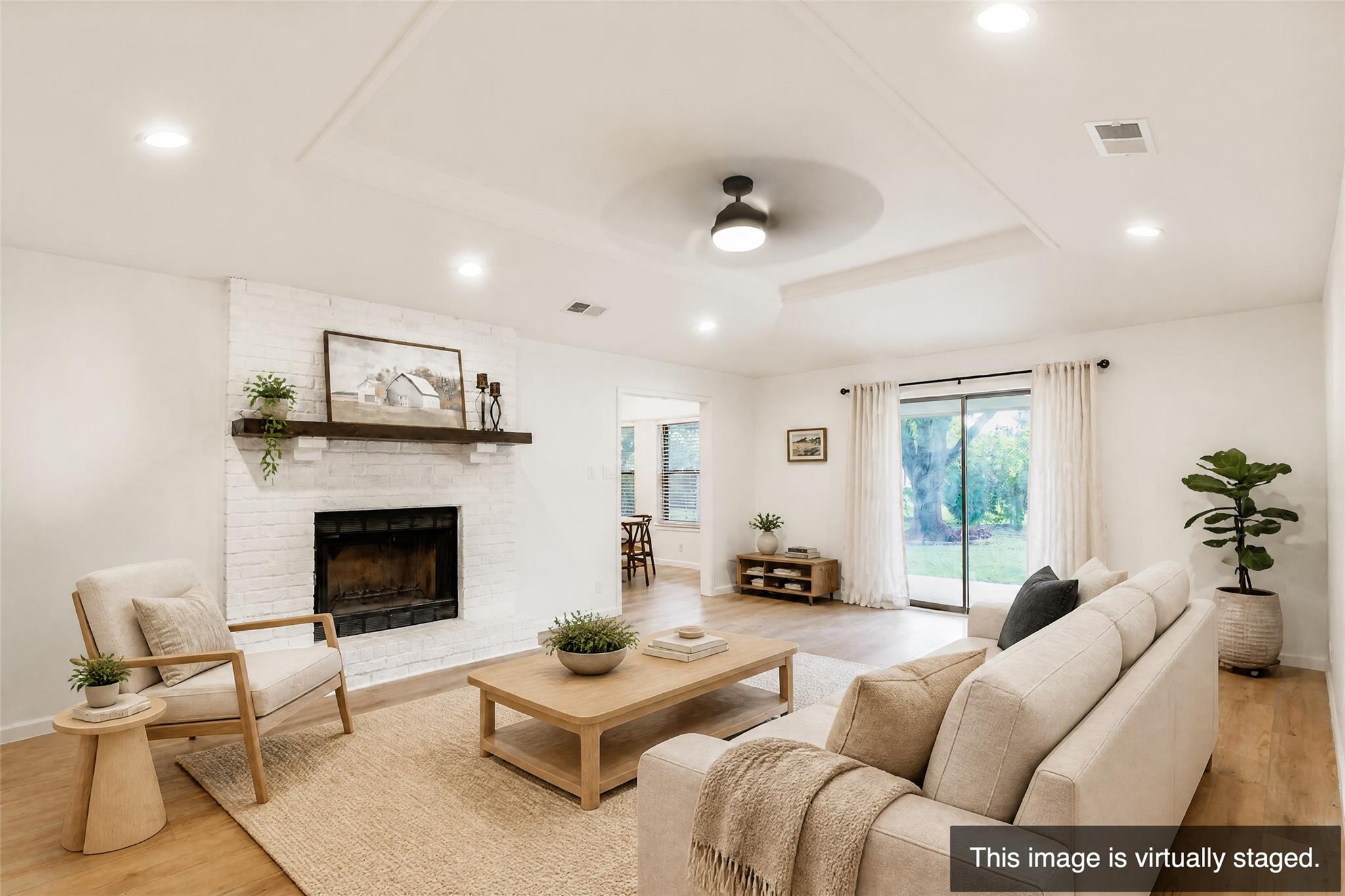 1237  Oleander Dr, photo 9
