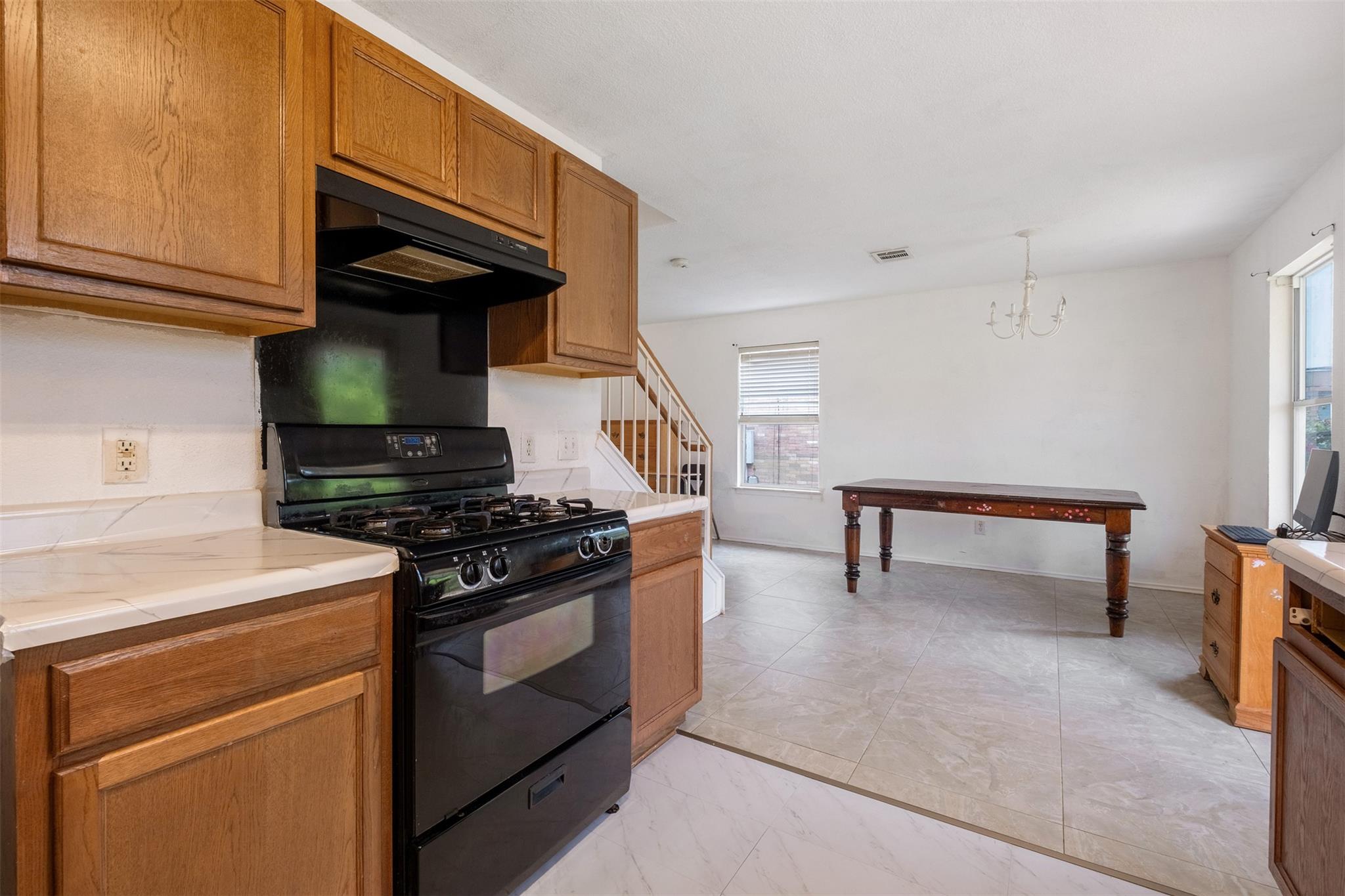 800  Rubles Ct, photo 2