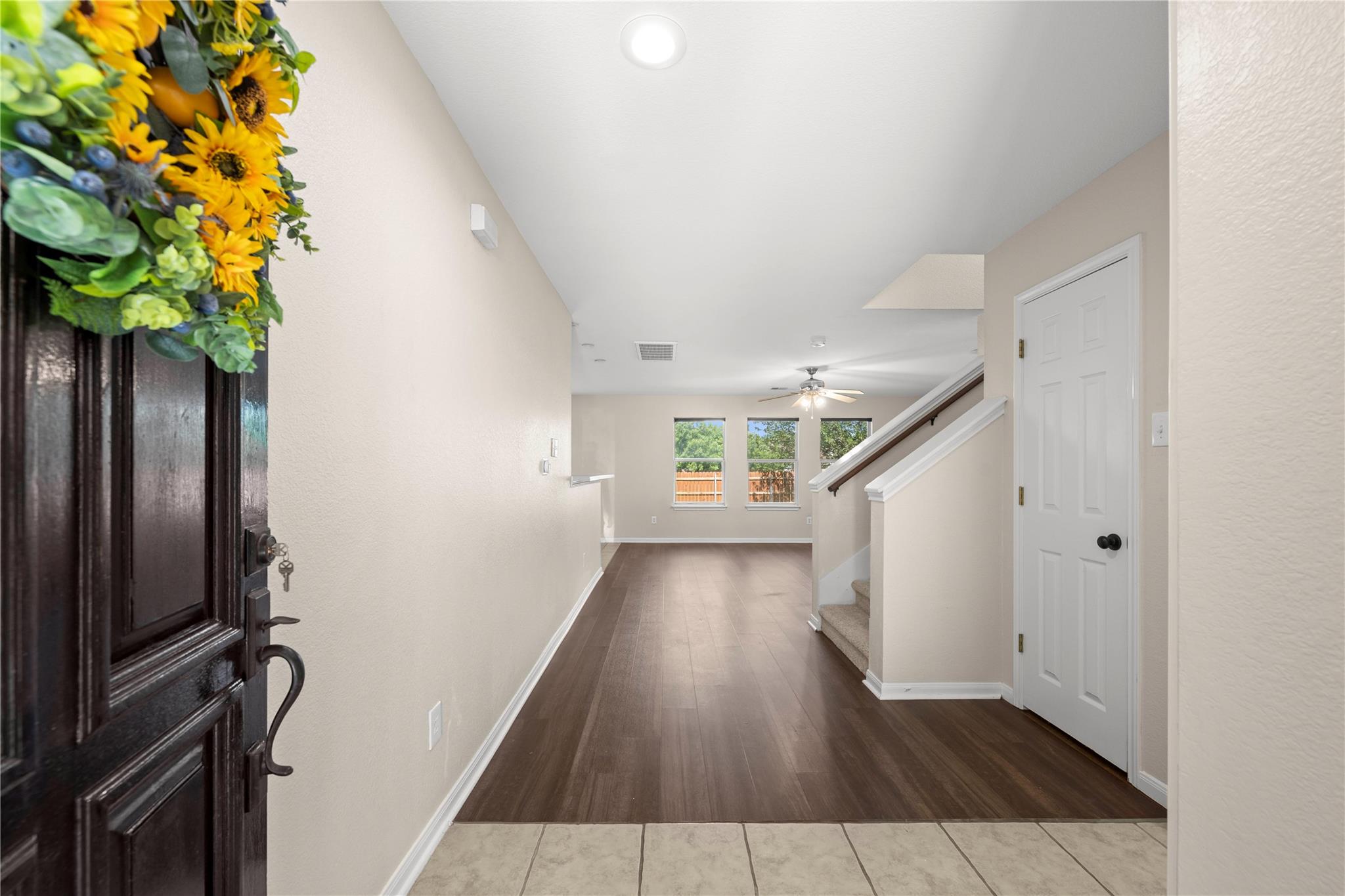 1481  Newbury St, photo 3