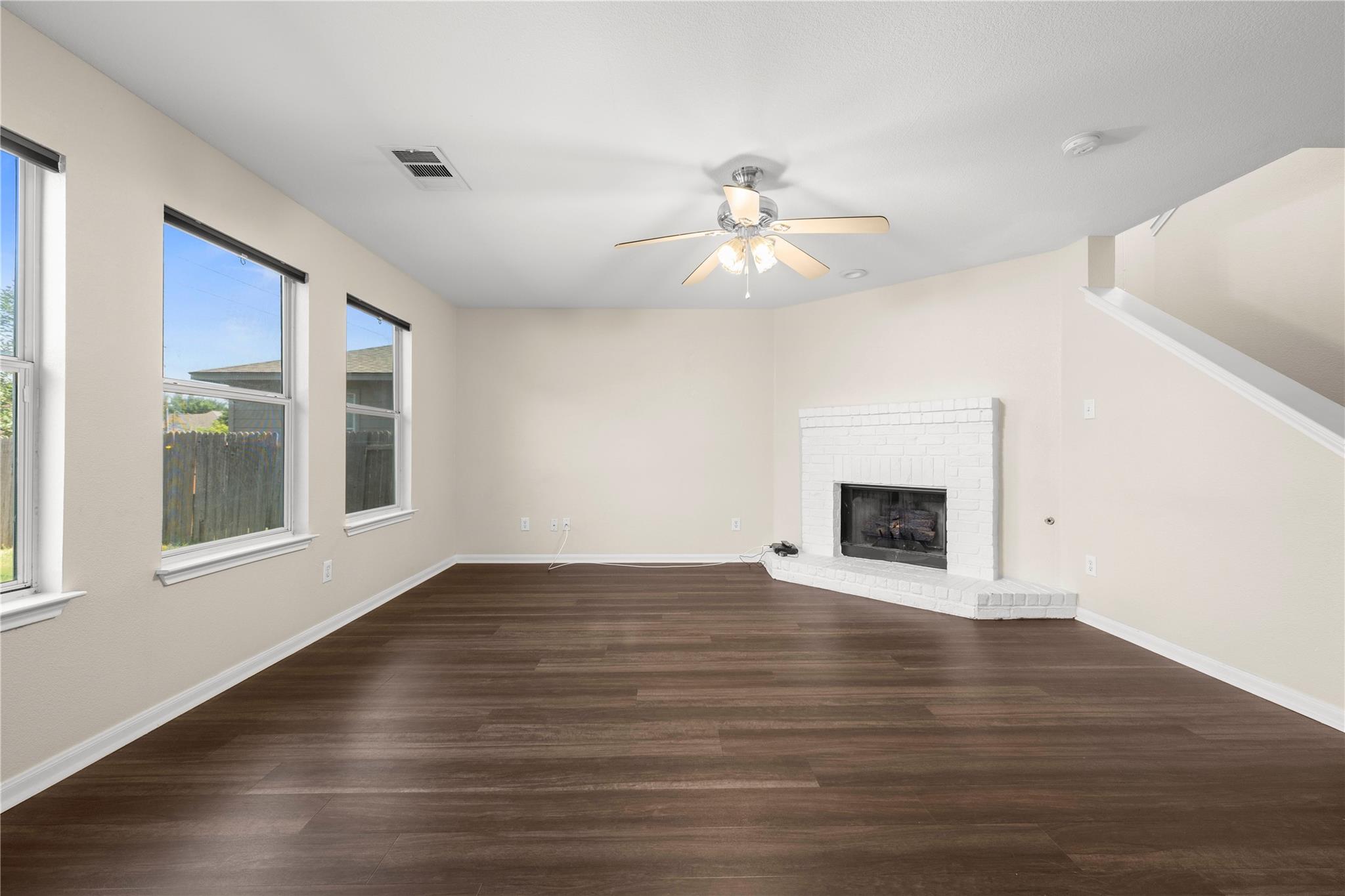 1481  Newbury St, photo 7