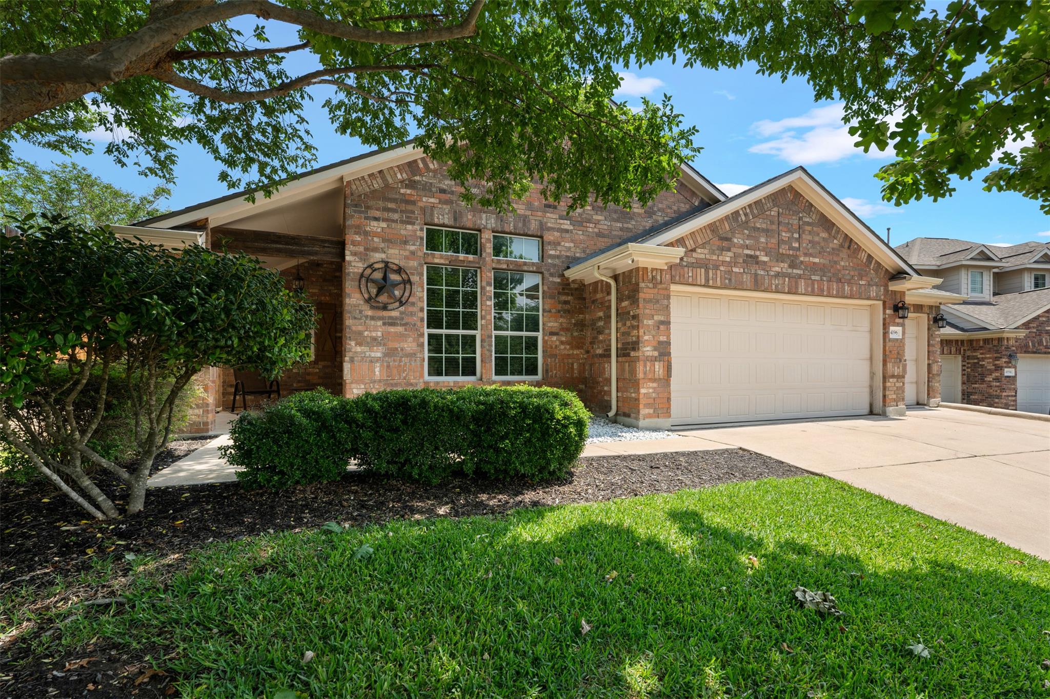 4196  Woodhaven Trl, photo 3
