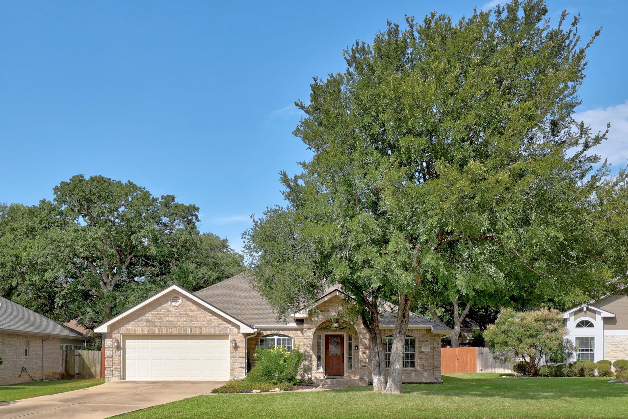 30112  Spyglass Cir, photo 2