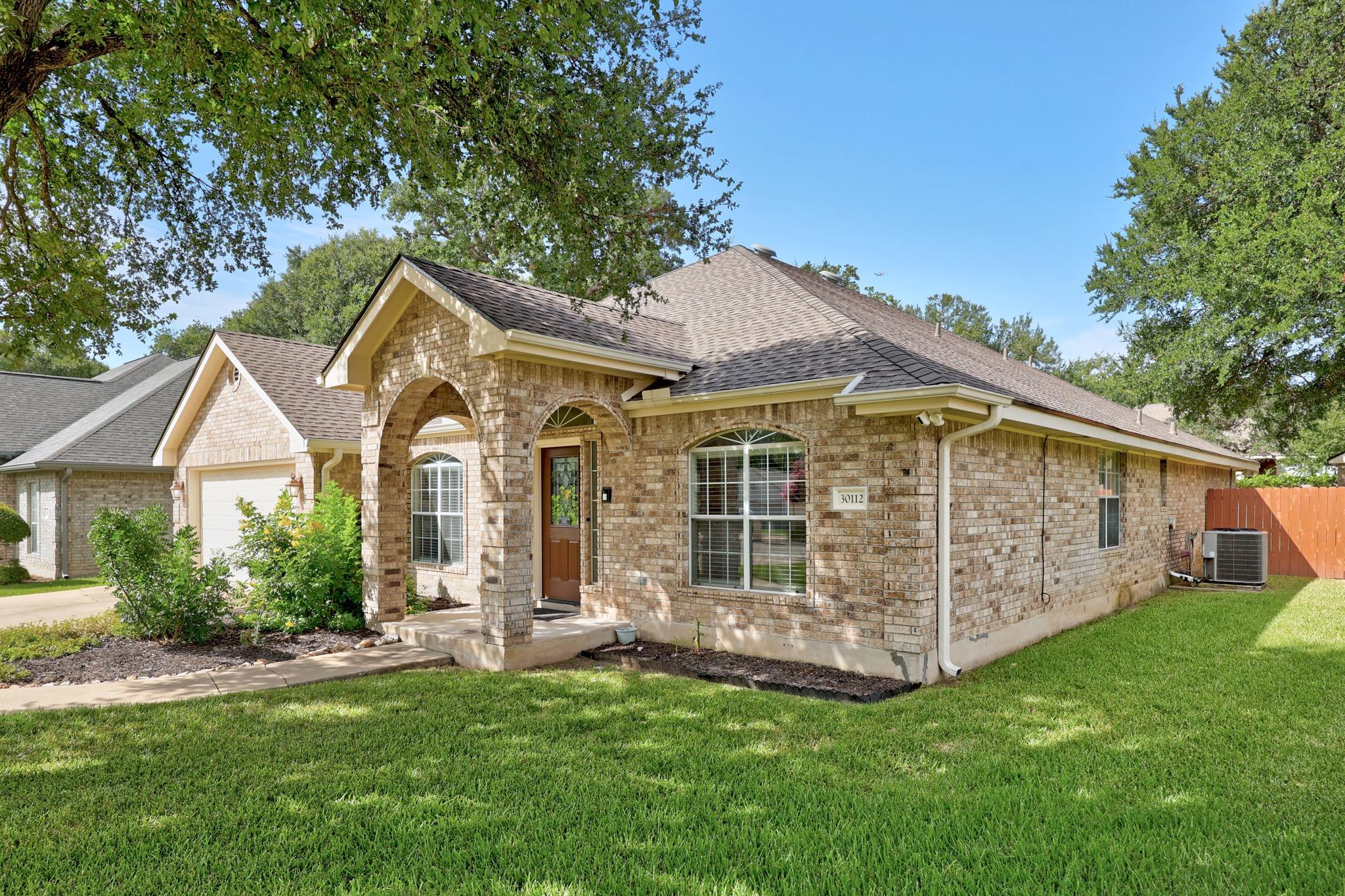 30112  Spyglass Cir, photo 3