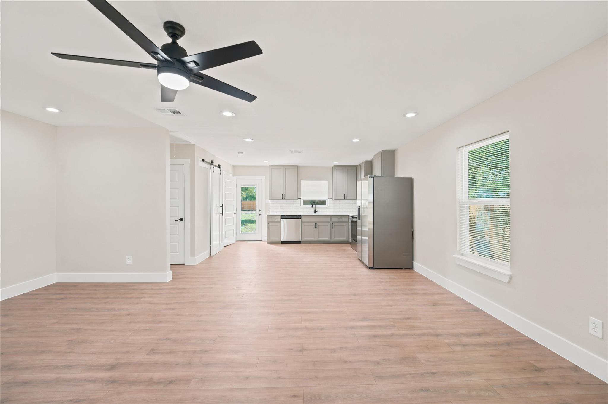 125  Discovery Ln, photo 3
