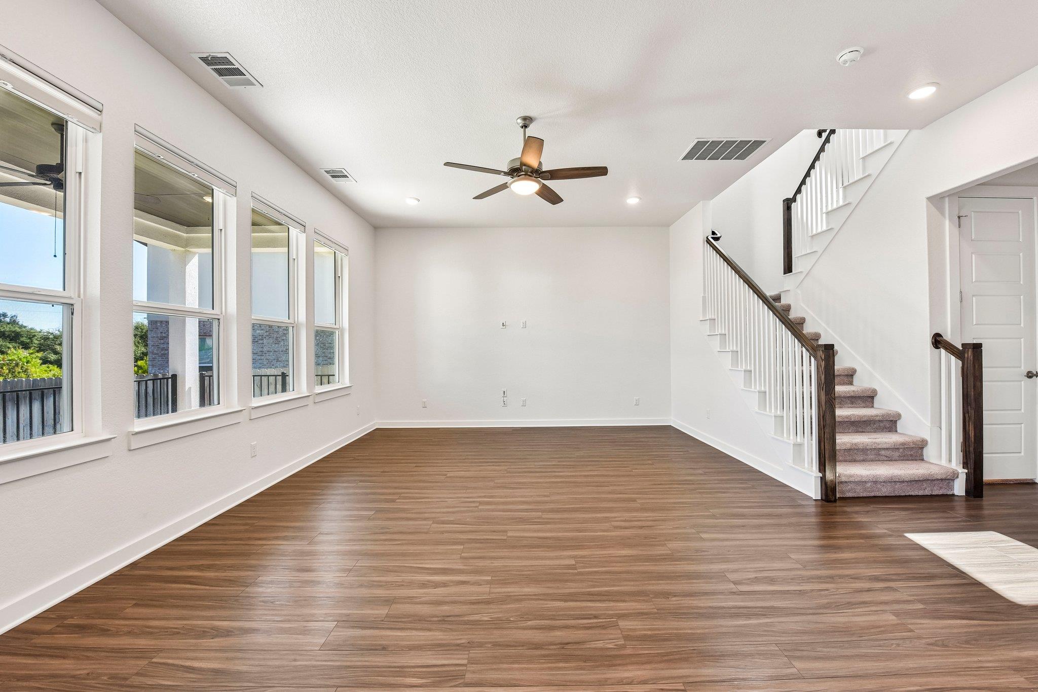 1209  Willie Ranch Way, photo 4