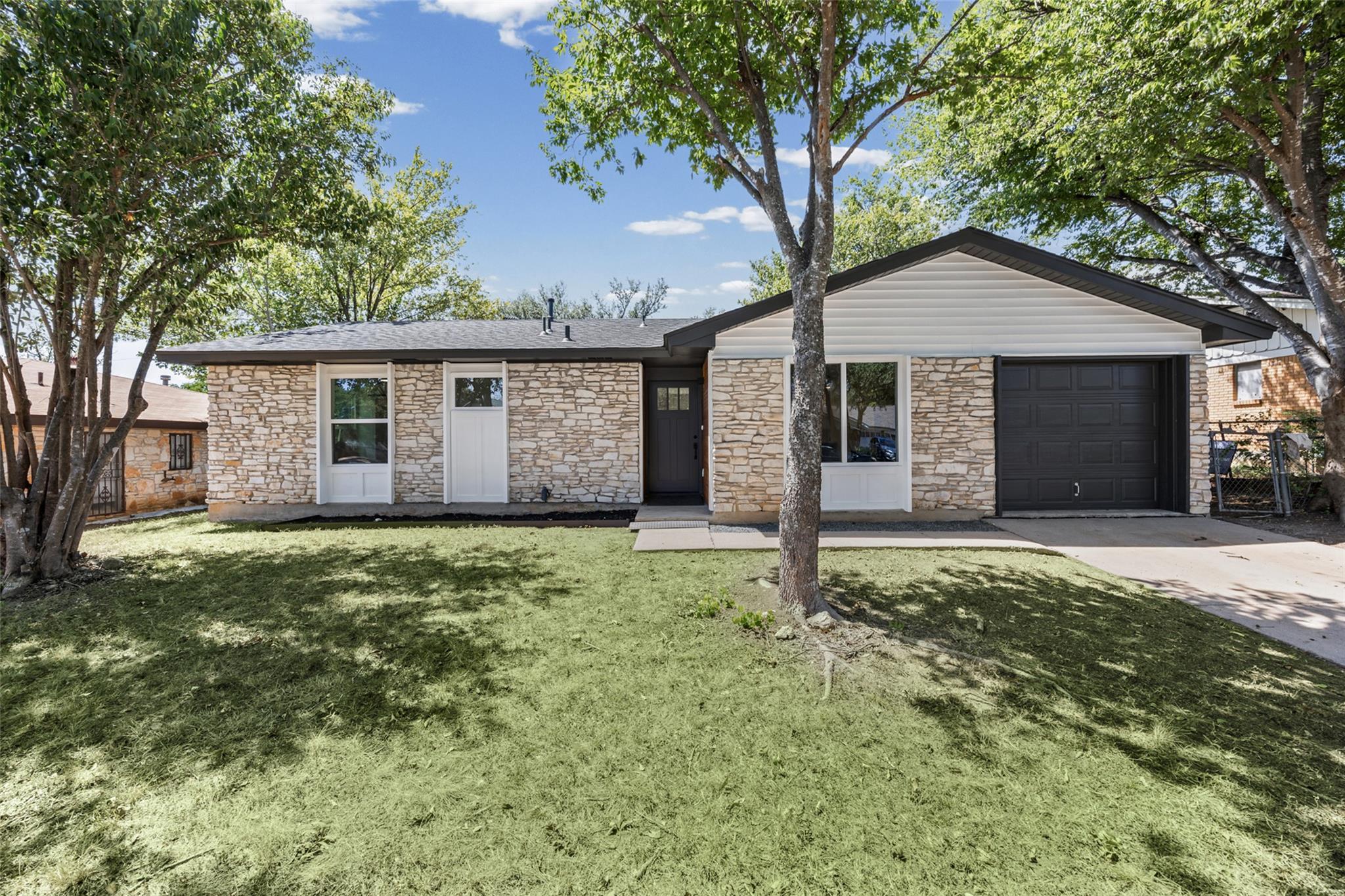 4710  Russet Hill Dr, photo 2