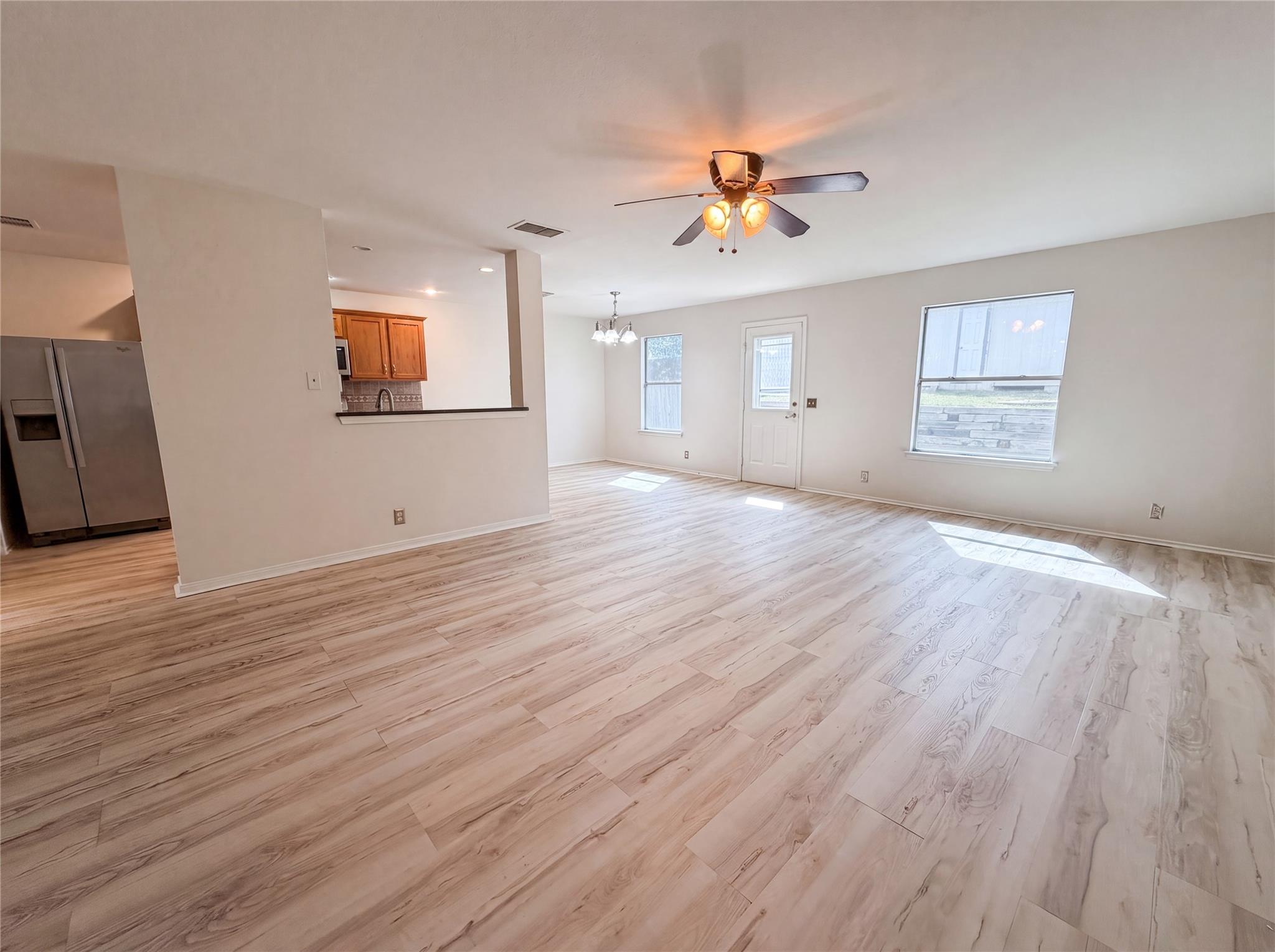 5810  Vasey Blvd, photo 3
