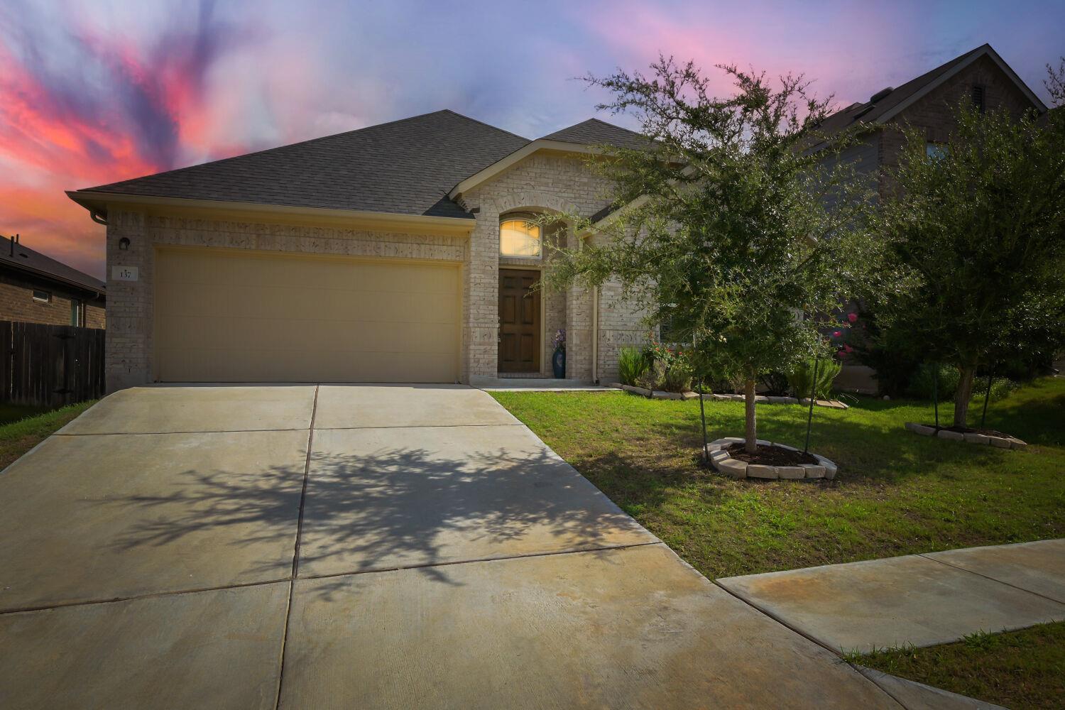 137  Switch Bud Dr, photo 2