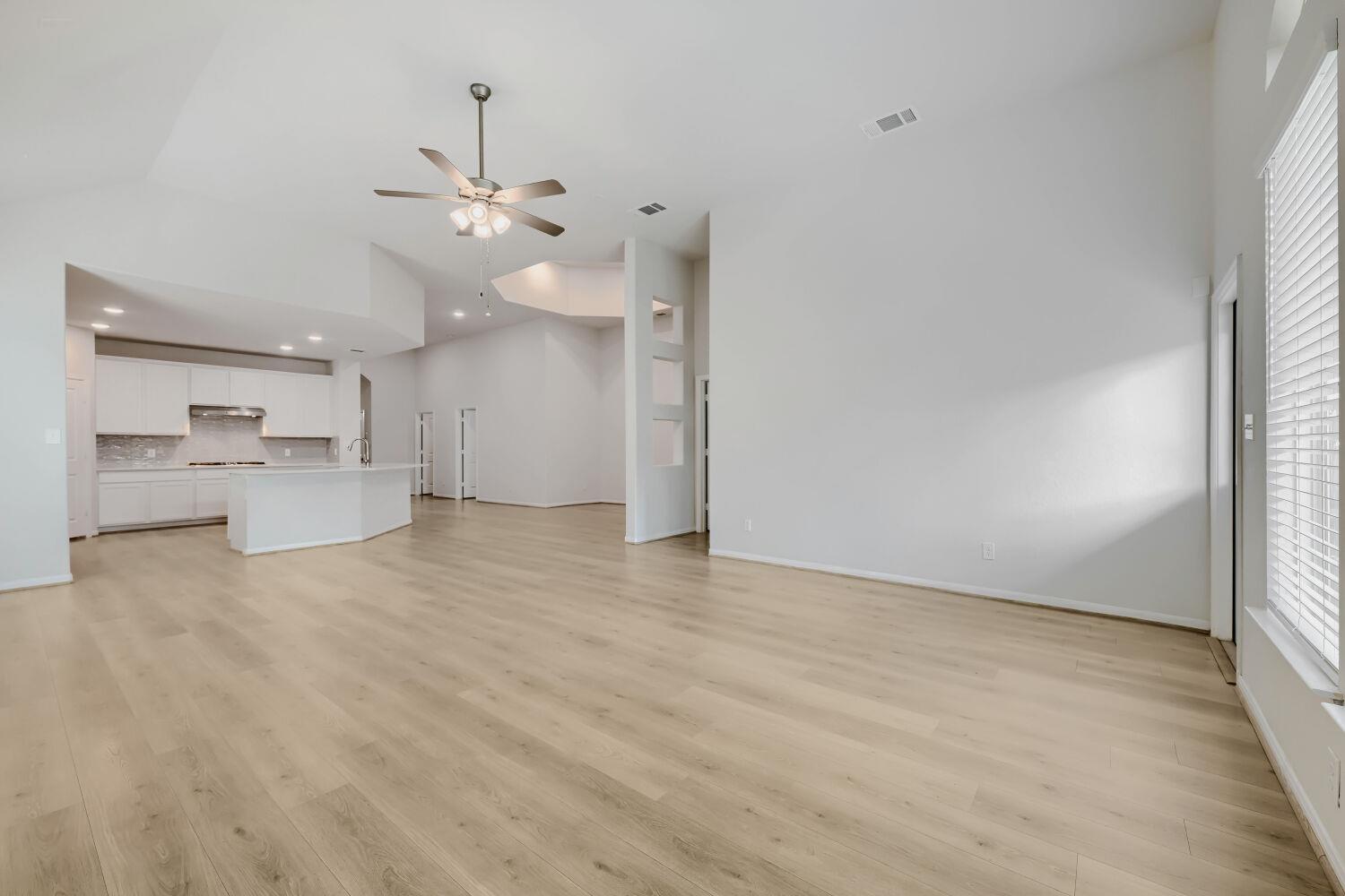 137  Switch Bud Dr, photo 12