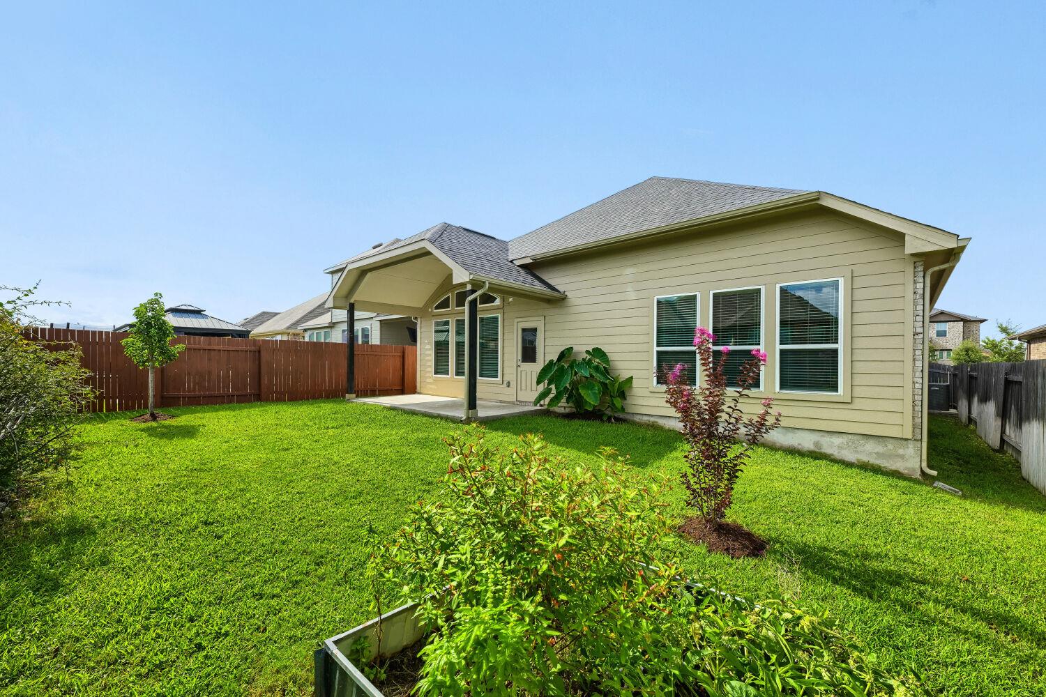 137  Switch Bud Dr, photo 5
