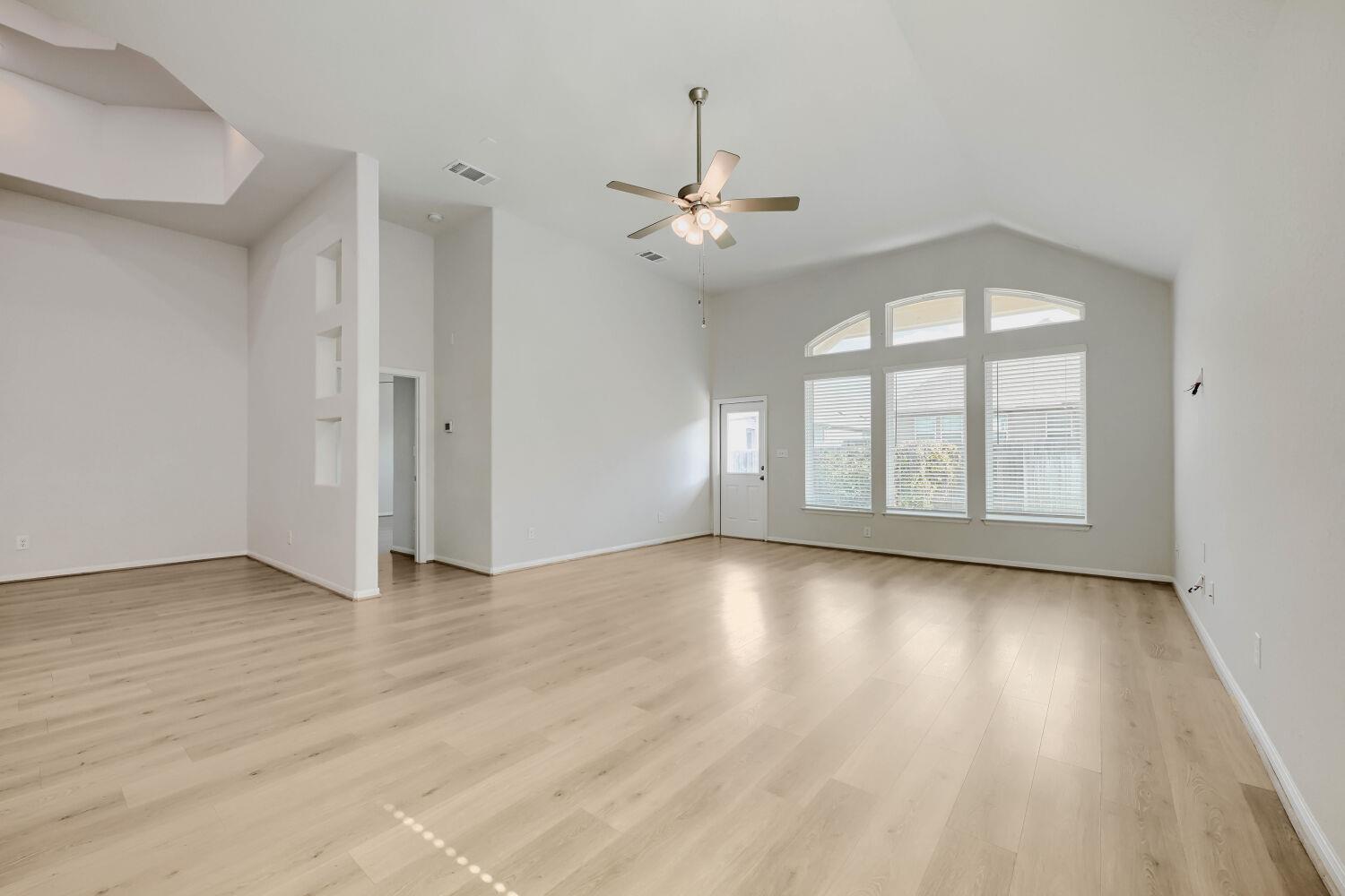 137  Switch Bud Dr, photo 10
