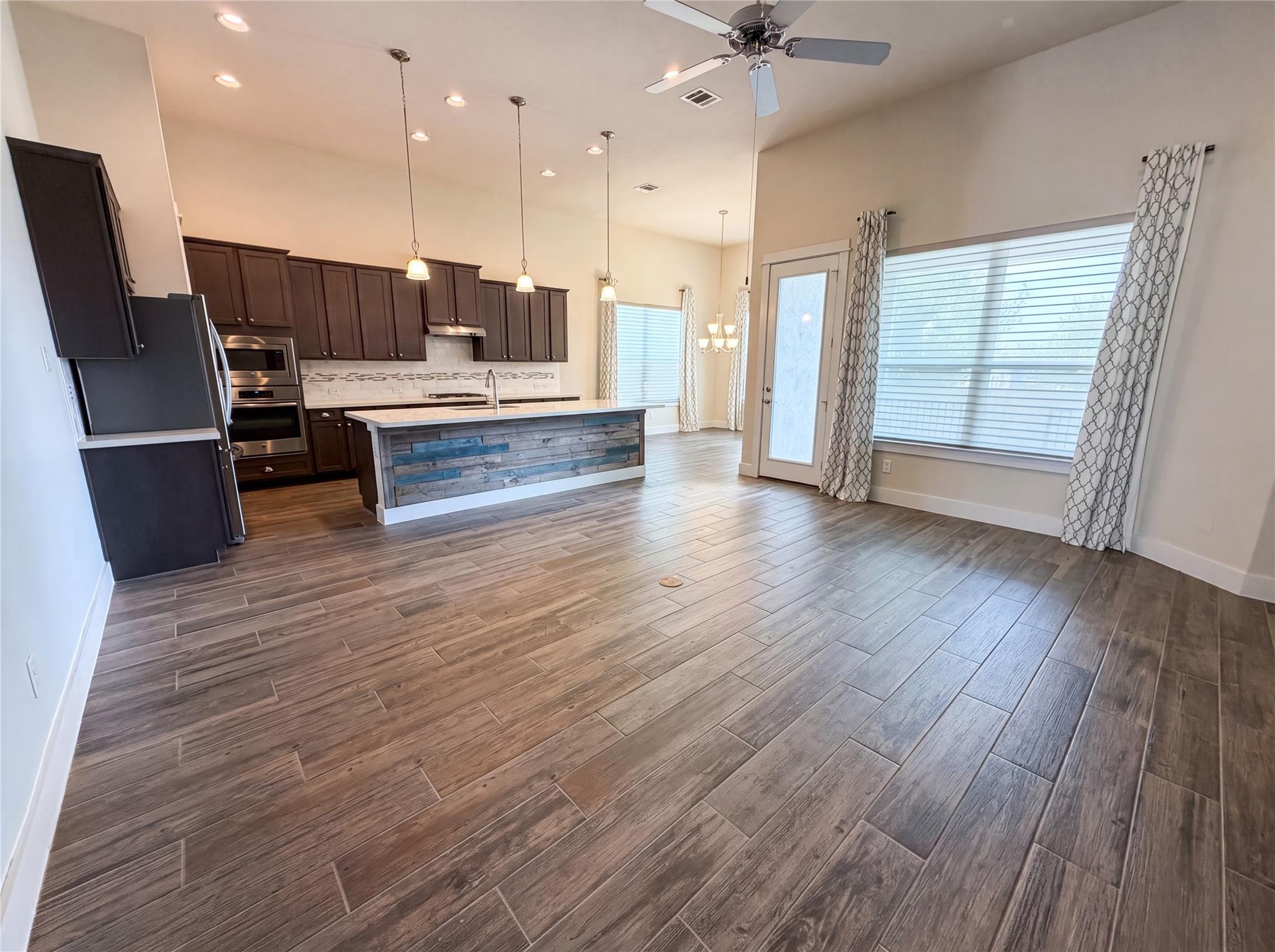 13701  Ronald W Reagan Blvd  #84, photo 2