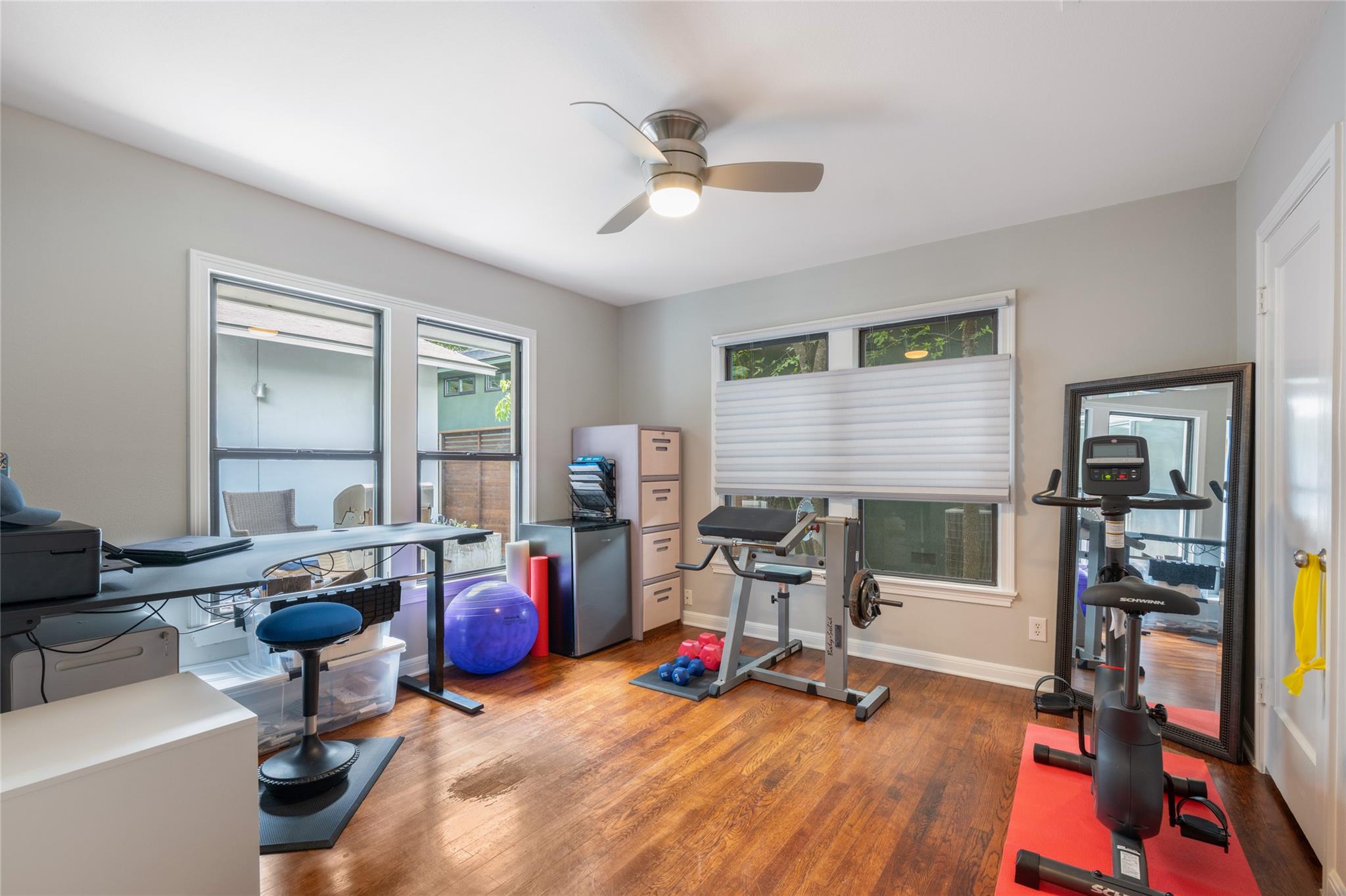 1404  Justin Ln, photo 12