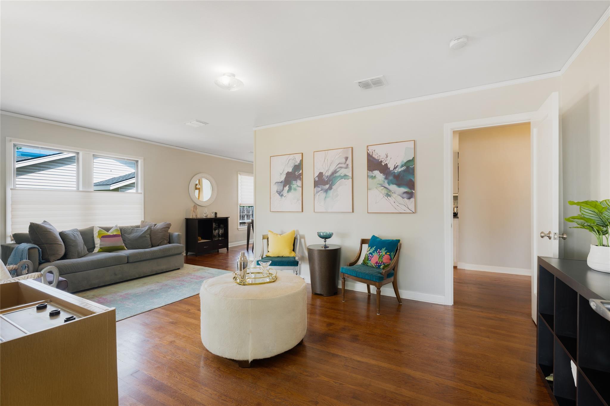1404  Justin Ln, photo 6