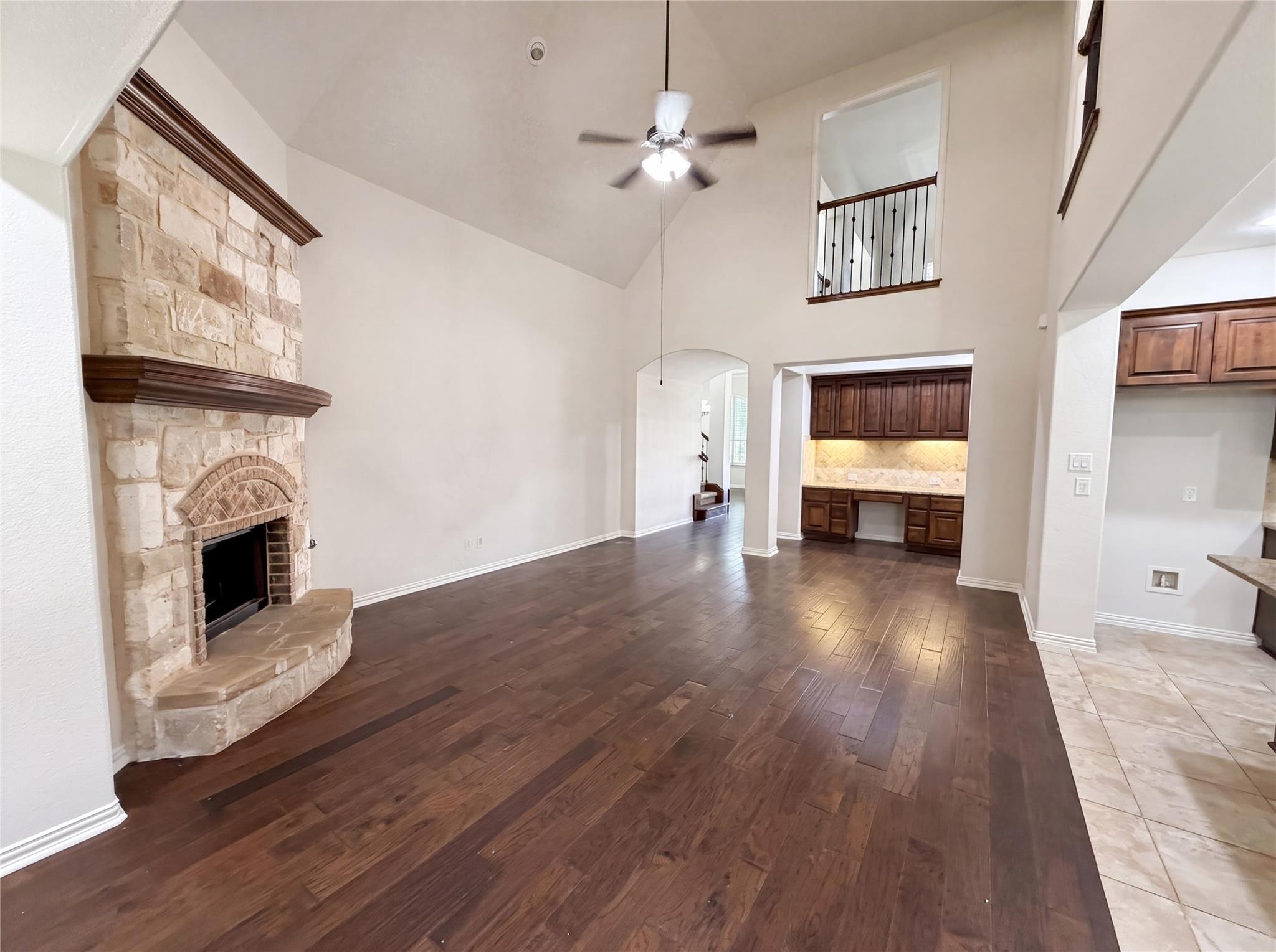 119  Driftwood Dr, photo 3