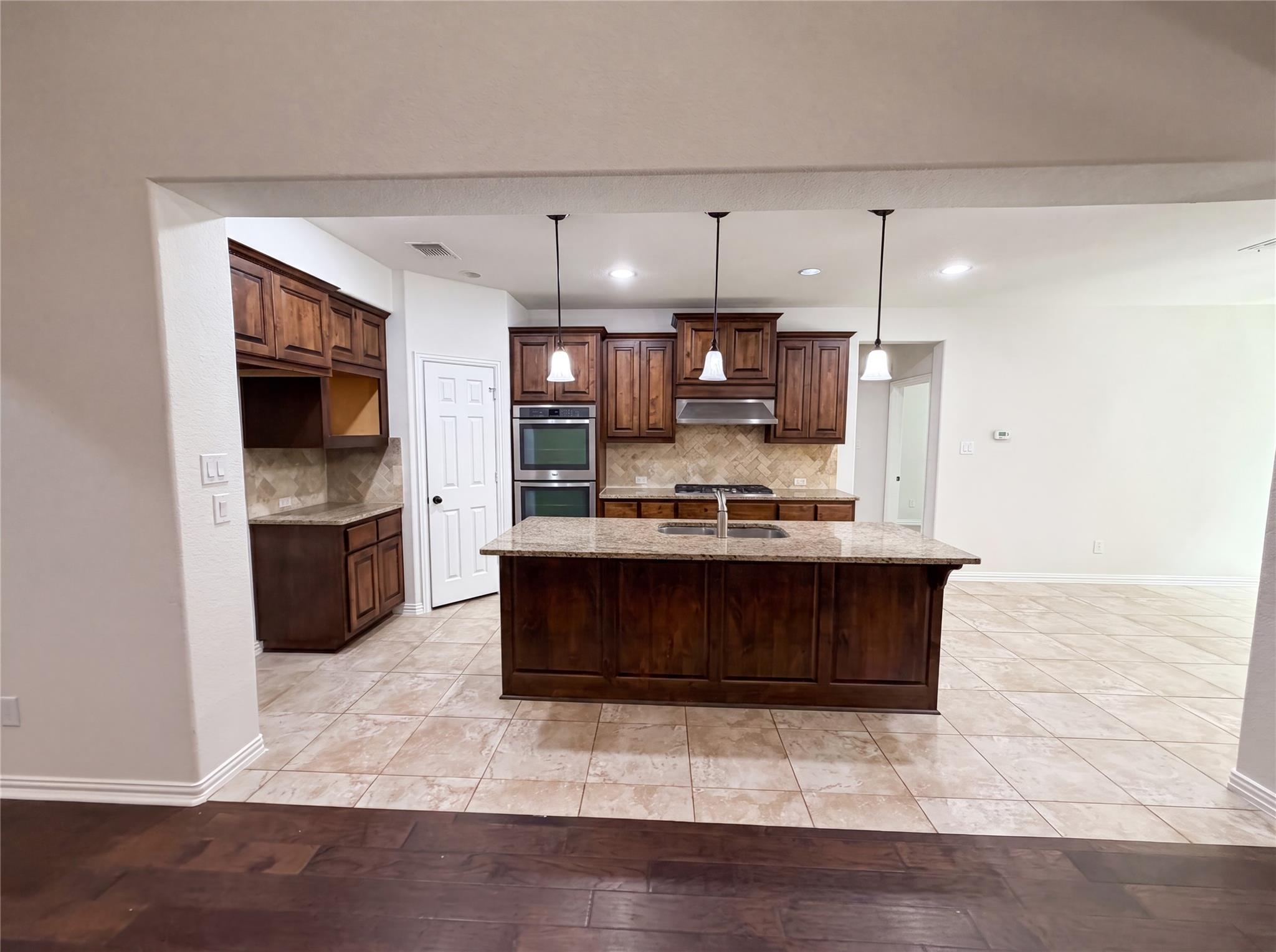 119  Driftwood Dr, photo 9