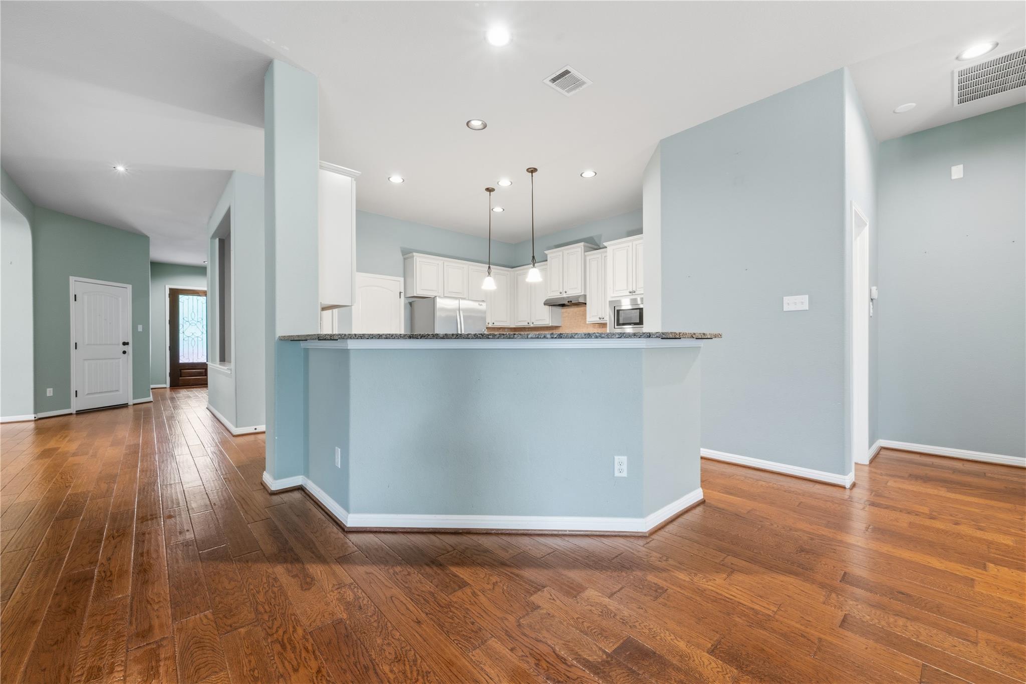 209  Monahans Dr, photo 12