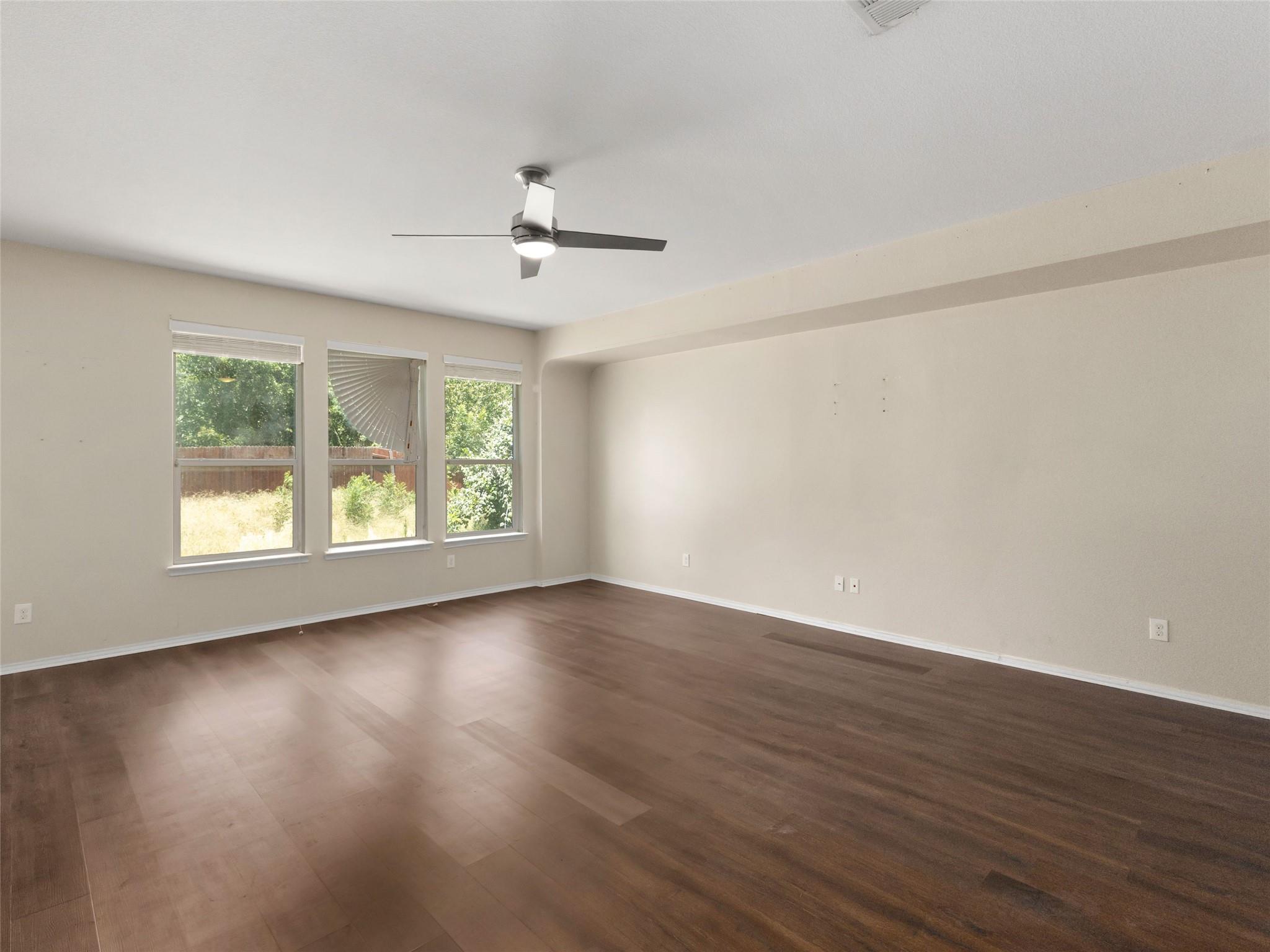1100  Renaissance Trl, photo 11
