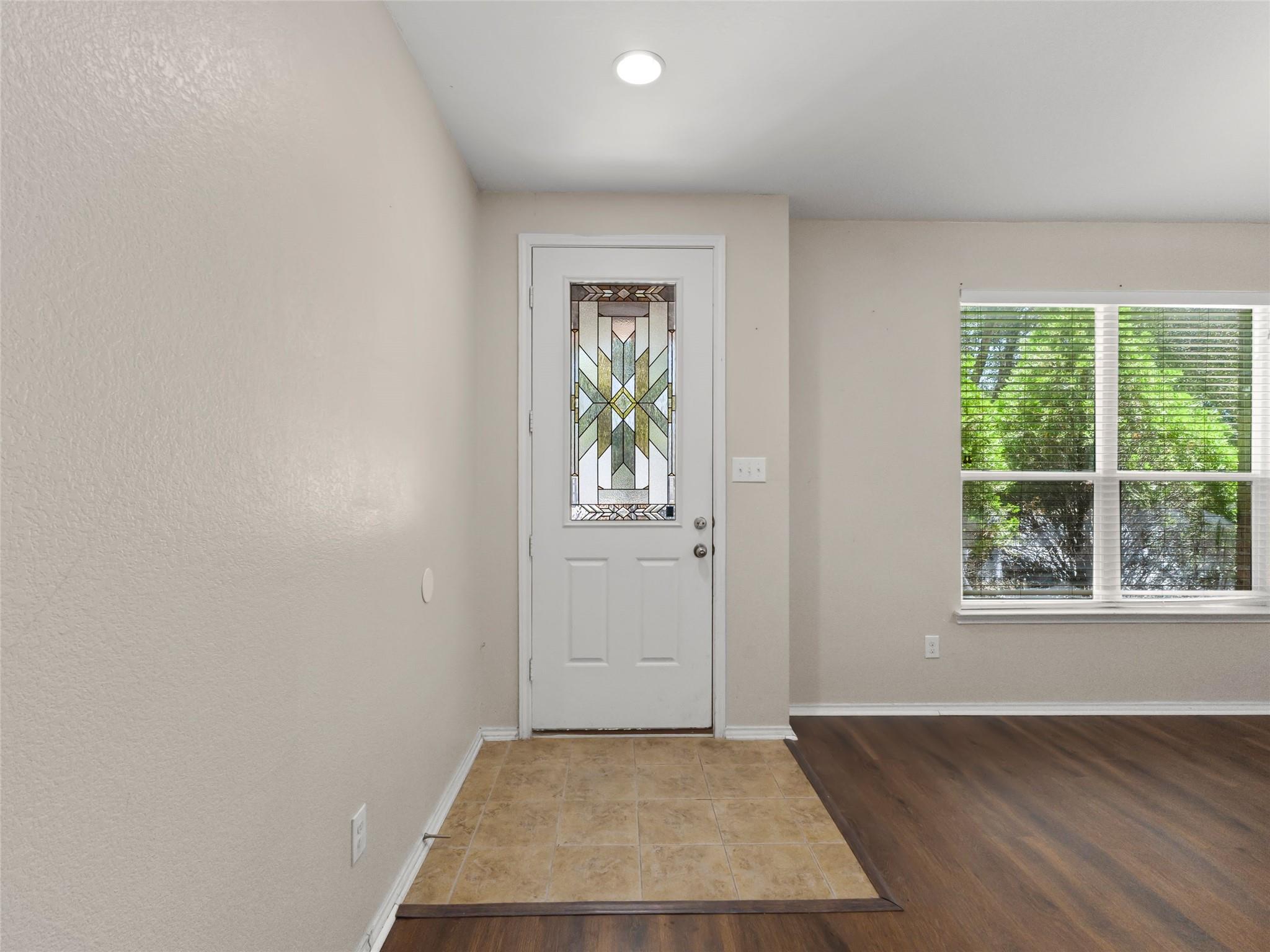 1100  Renaissance Trl, photo 6