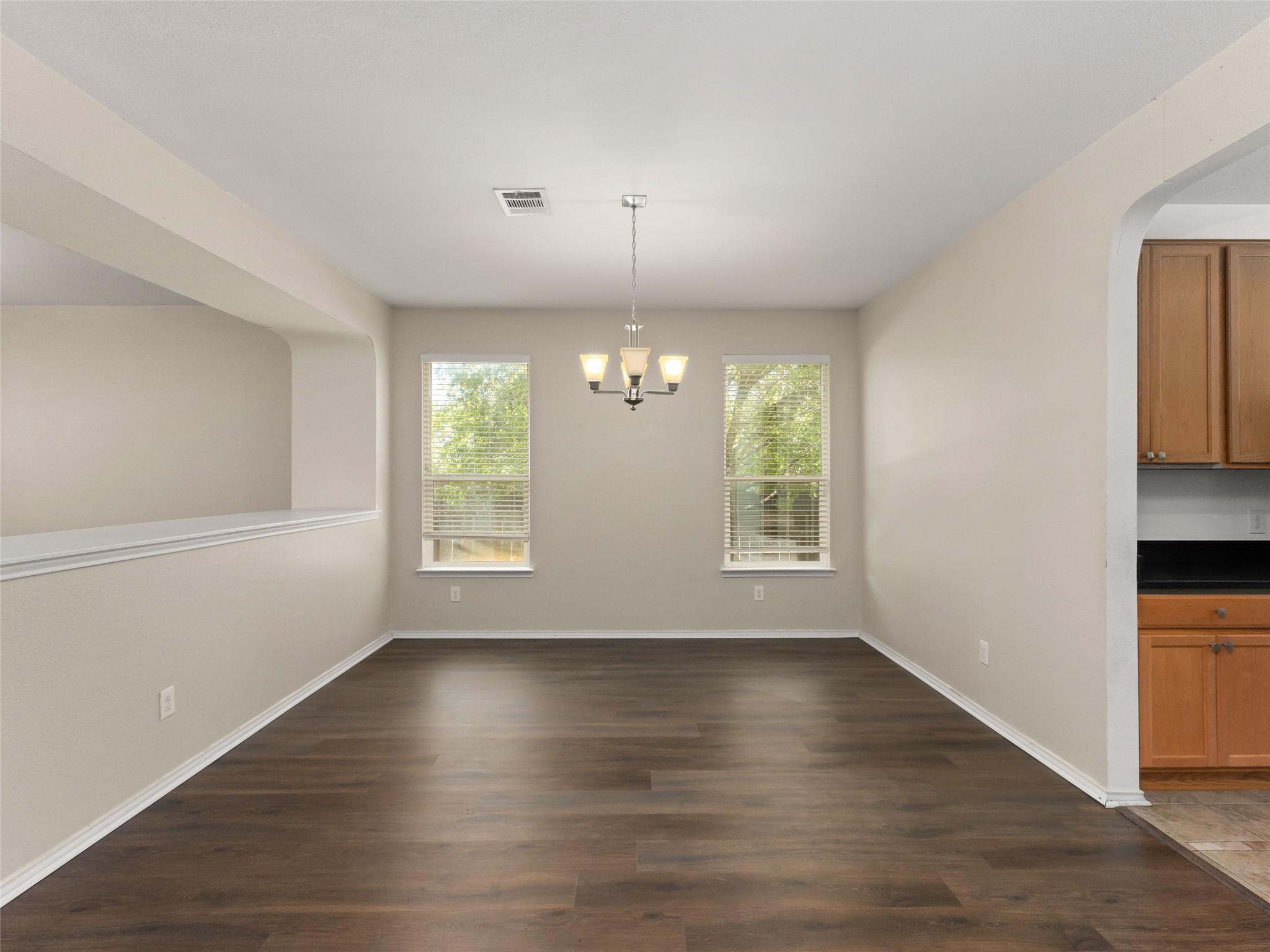 1100  Renaissance Trl, photo 7