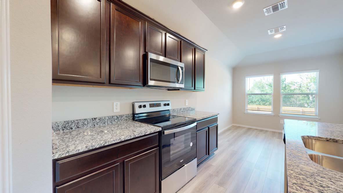 544  Hector Loop, photo 4