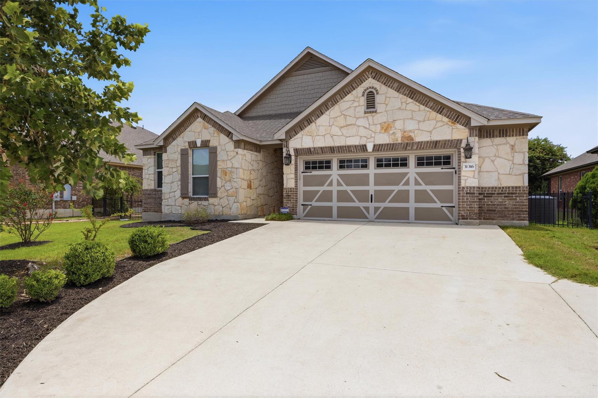 31316  Kingsway Rd, photo 4