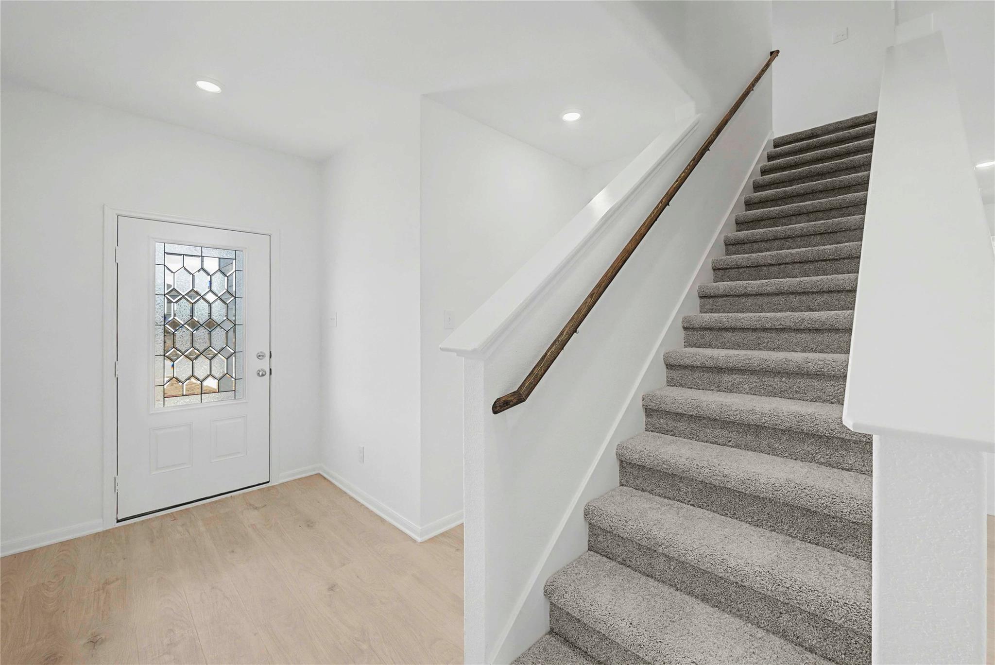 237  Fairlawn Way, photo 4
