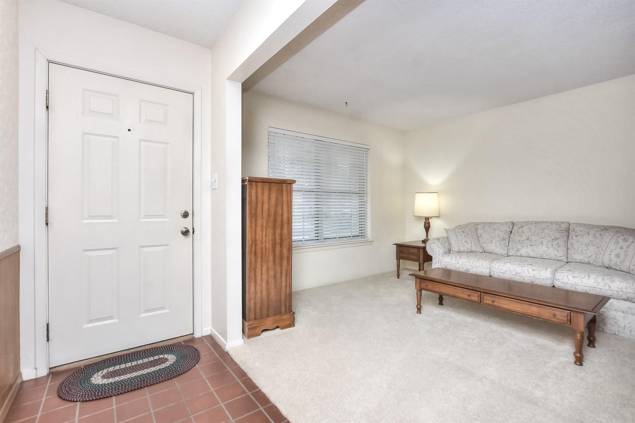 2200  Kenbridge Dr, photo 5