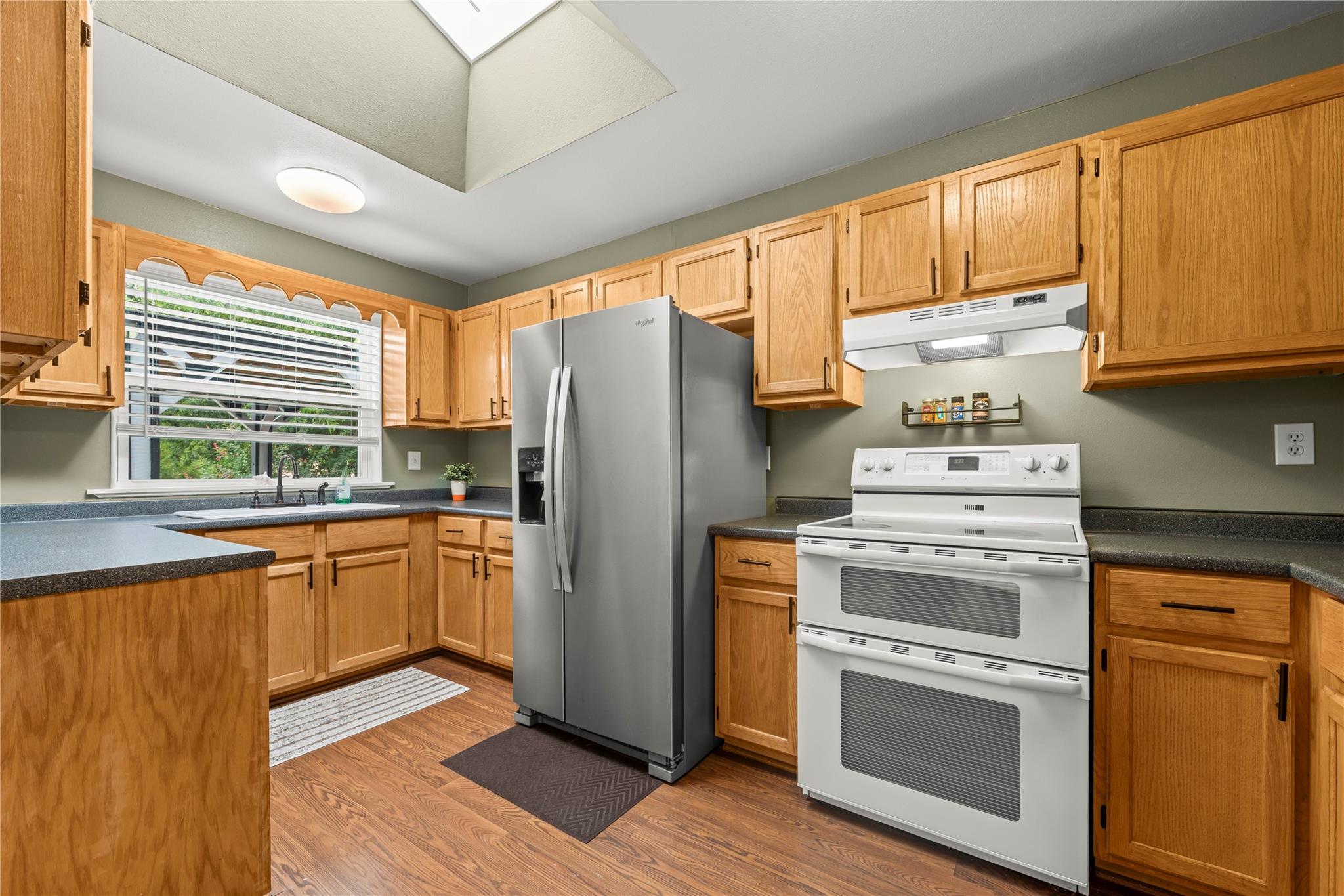 3908  Rolling Hl, photo 8
