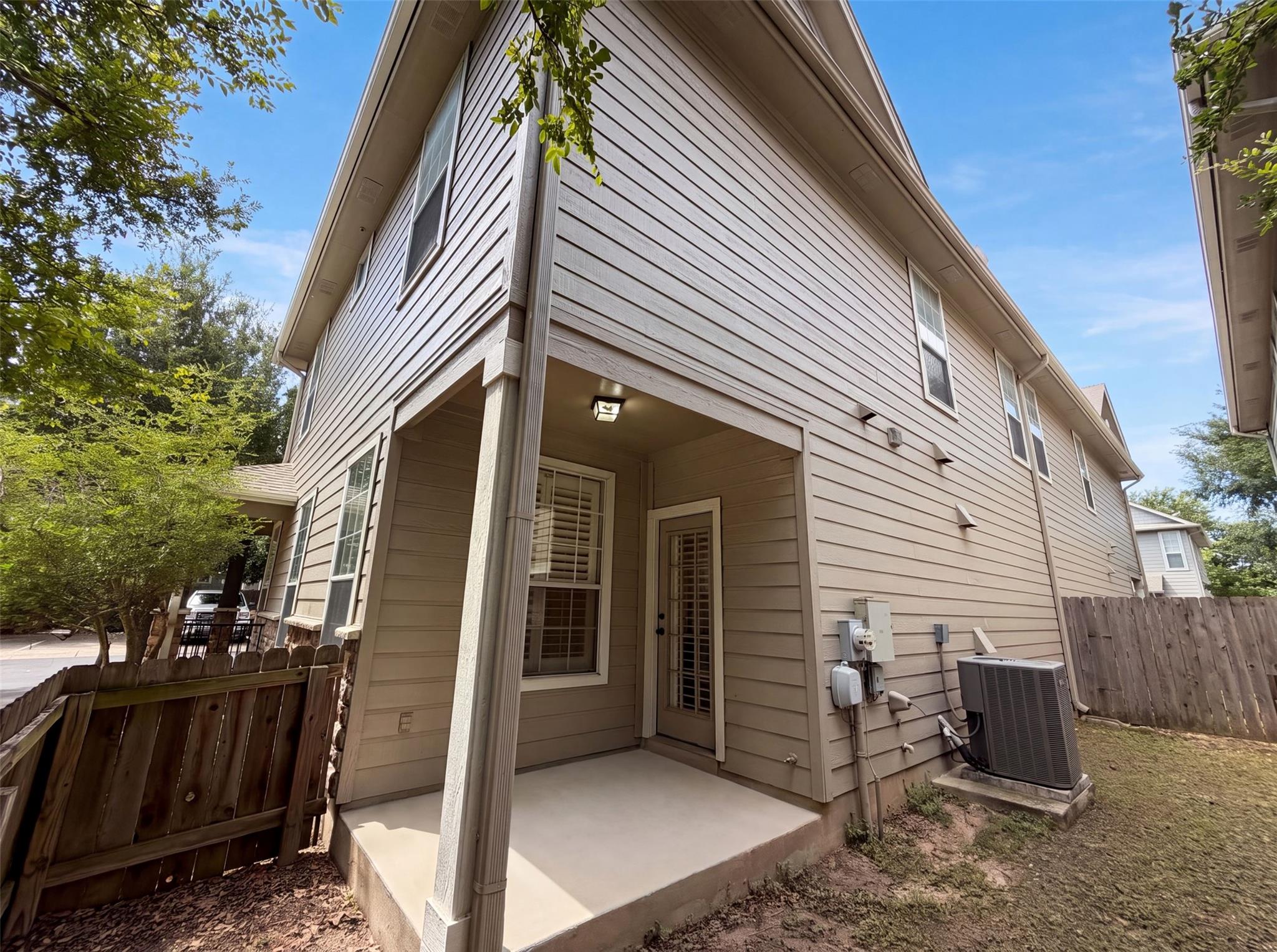 8518  Cahill Dr  #19, photo 5