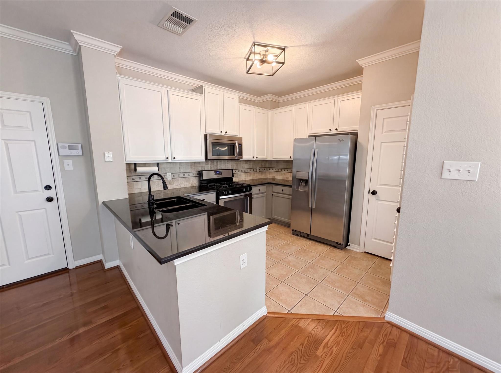 8518  Cahill Dr  #19, photo 7