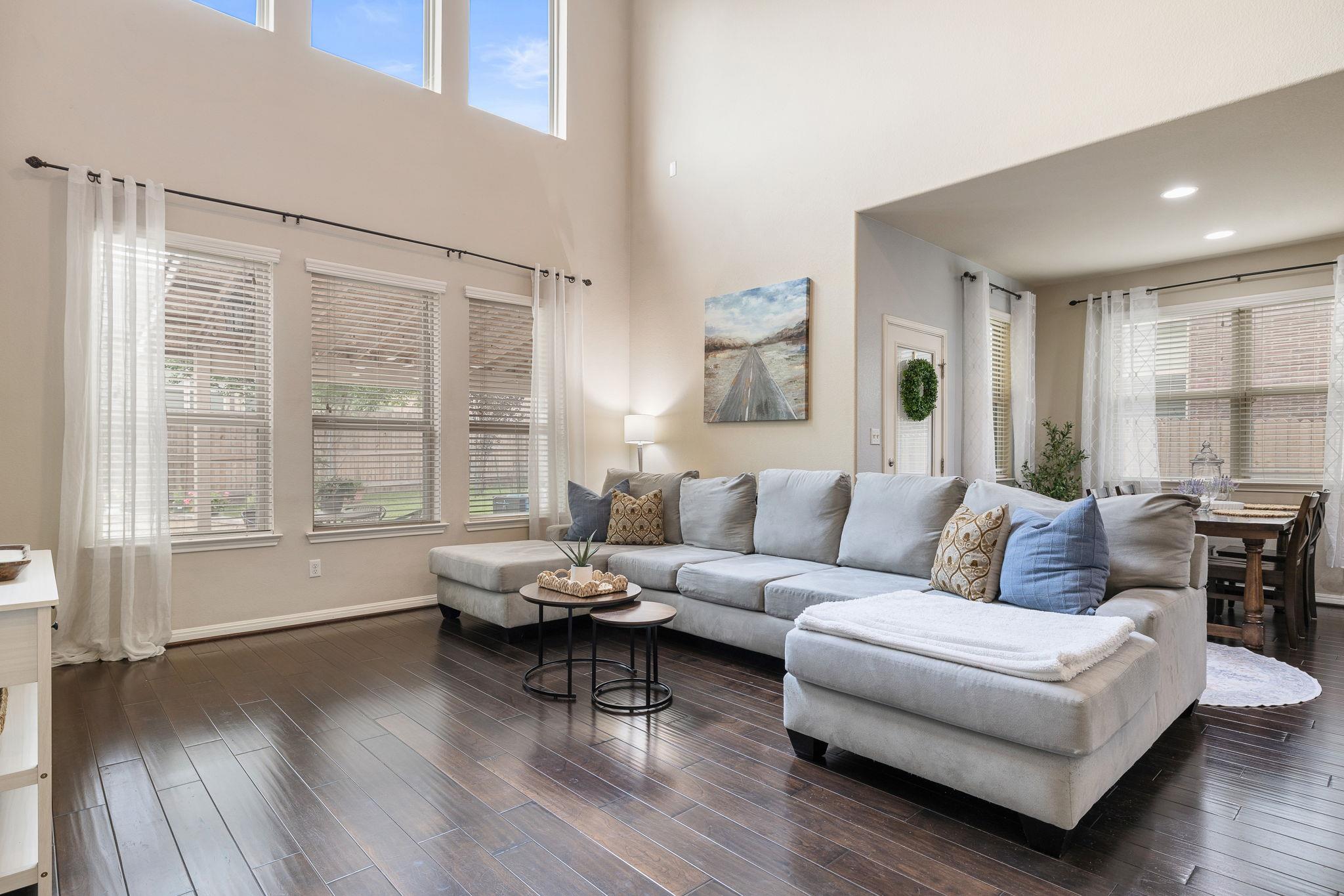 1143  Huntington Trl, photo 4