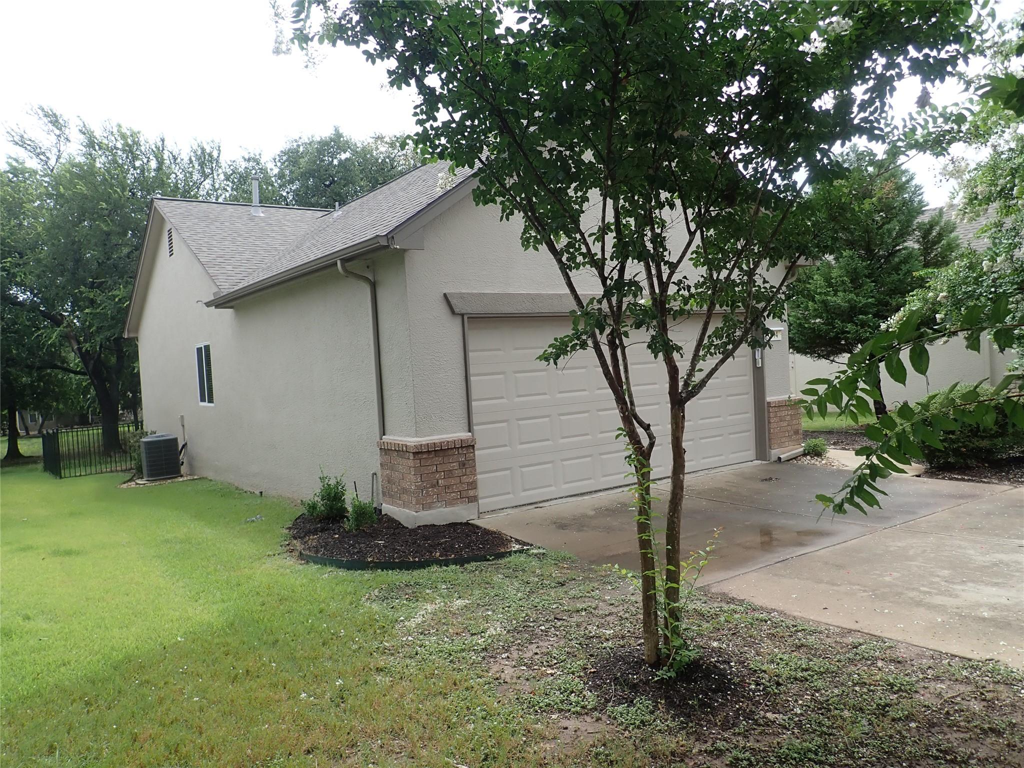114  Plover Pass, photo 2