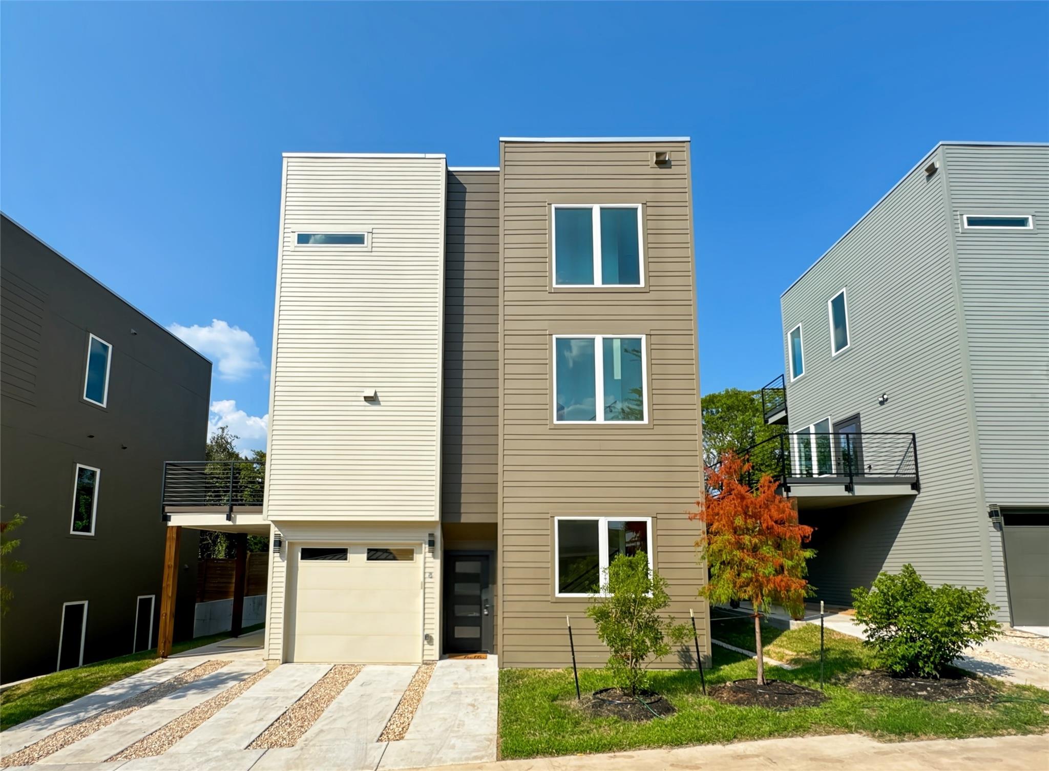 2309  Montopolis Dr  #8, photo 2