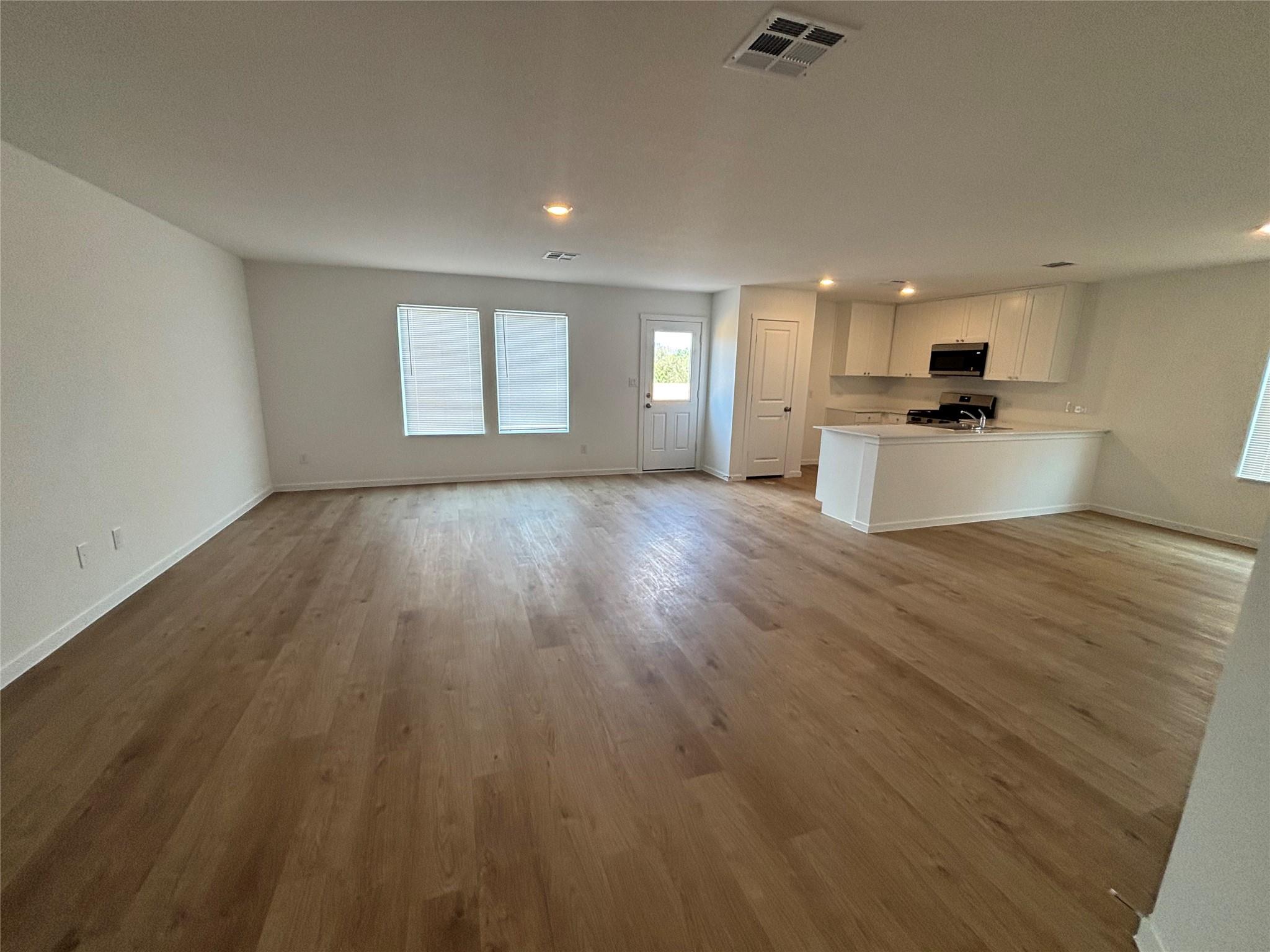 137  Spotbill Ct, photo 4