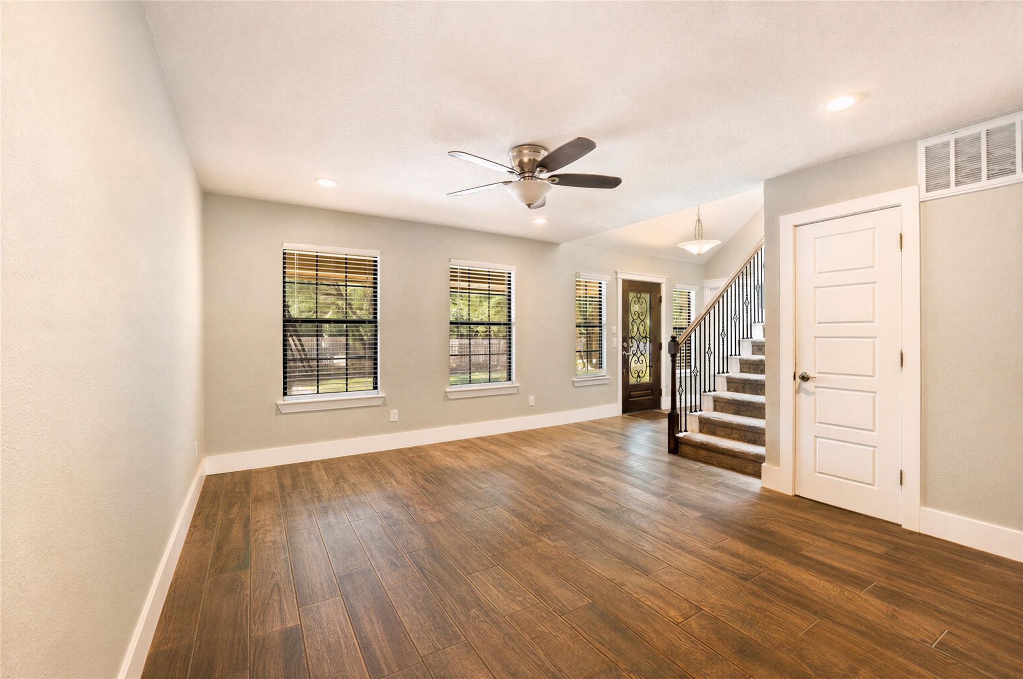 103  Jib Ln, photo 4