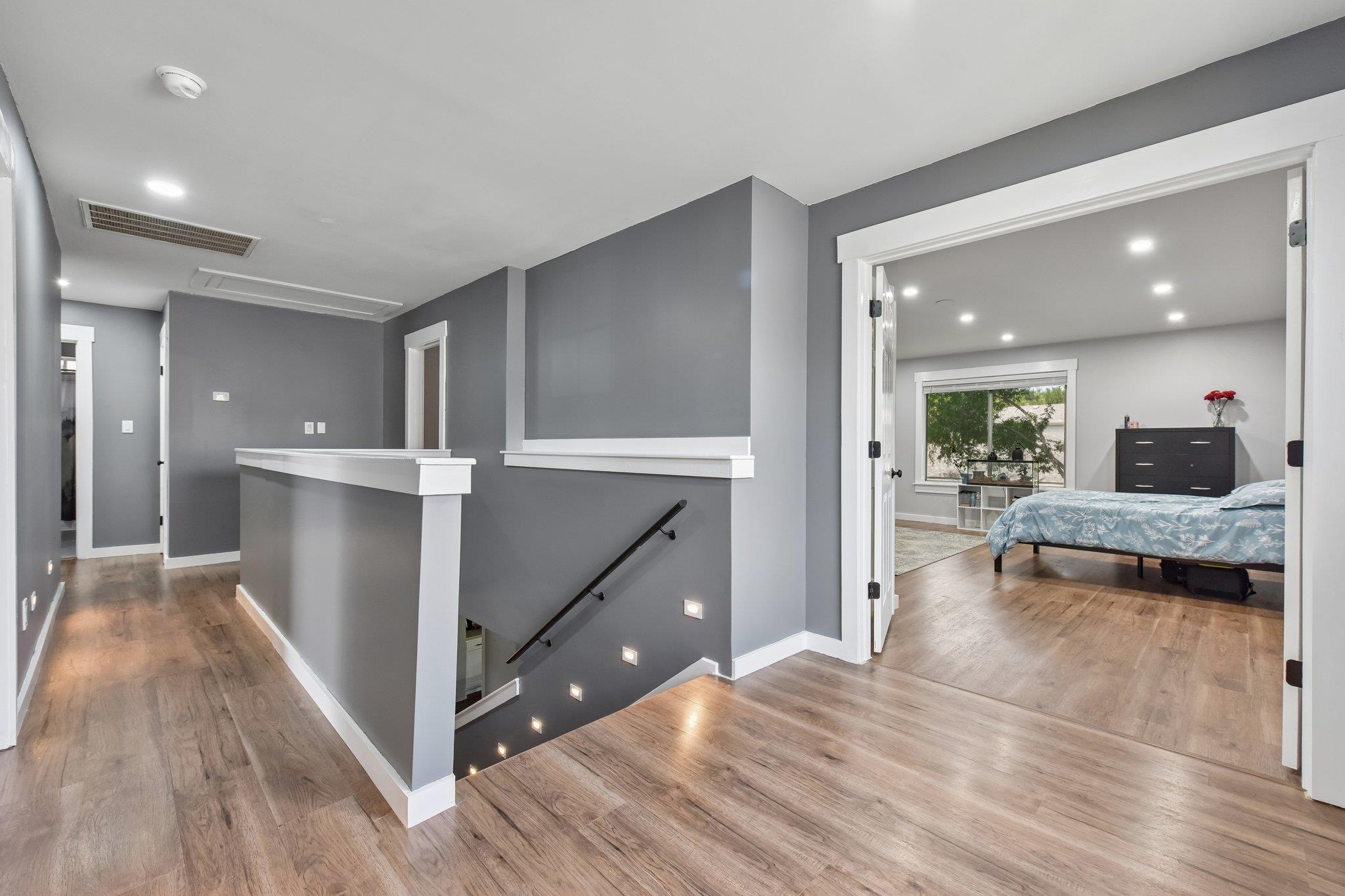 3821  Tailfeather Dr, photo 4