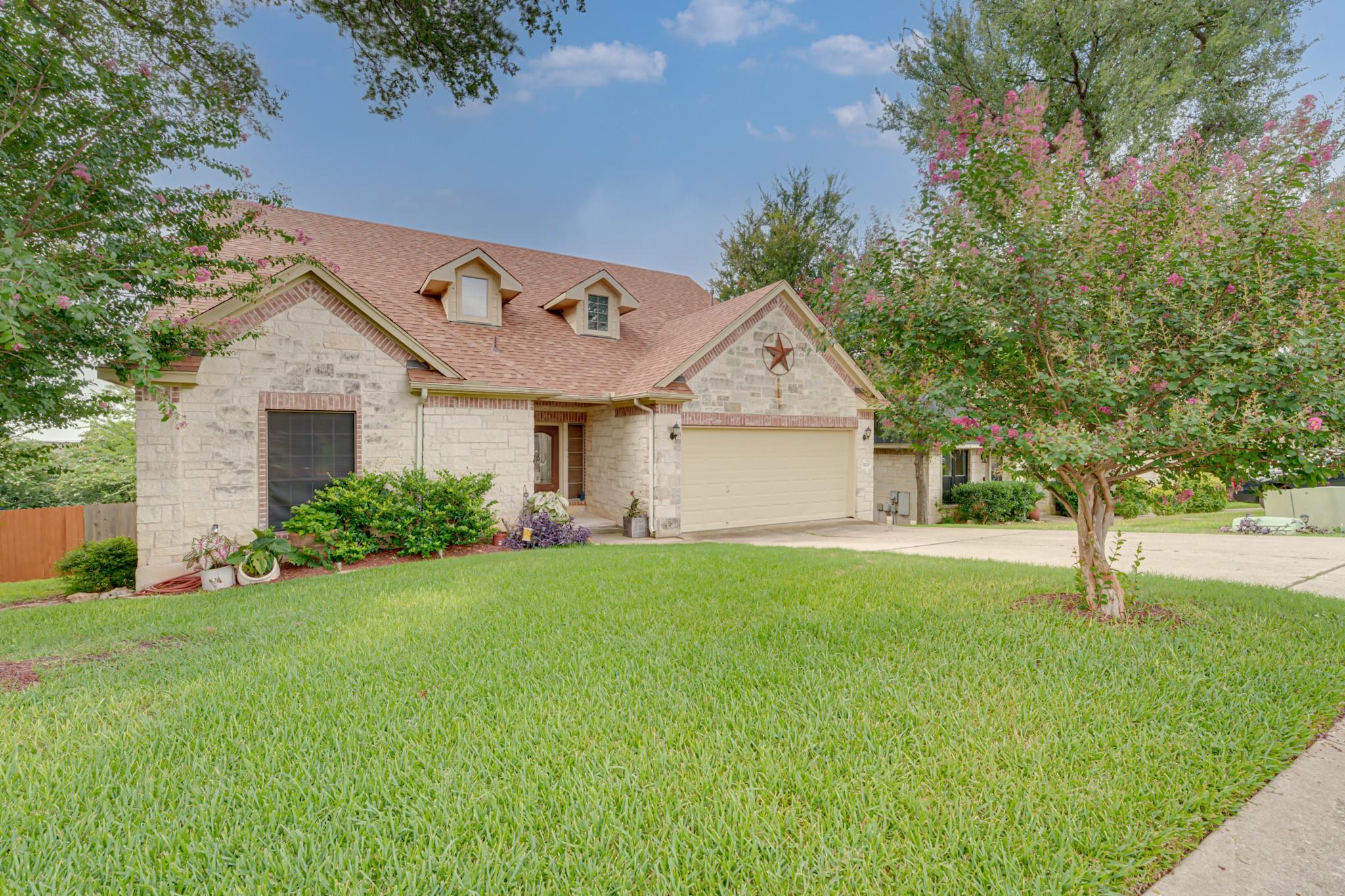 3839  Laurel Ridge Dr N, photo 2
