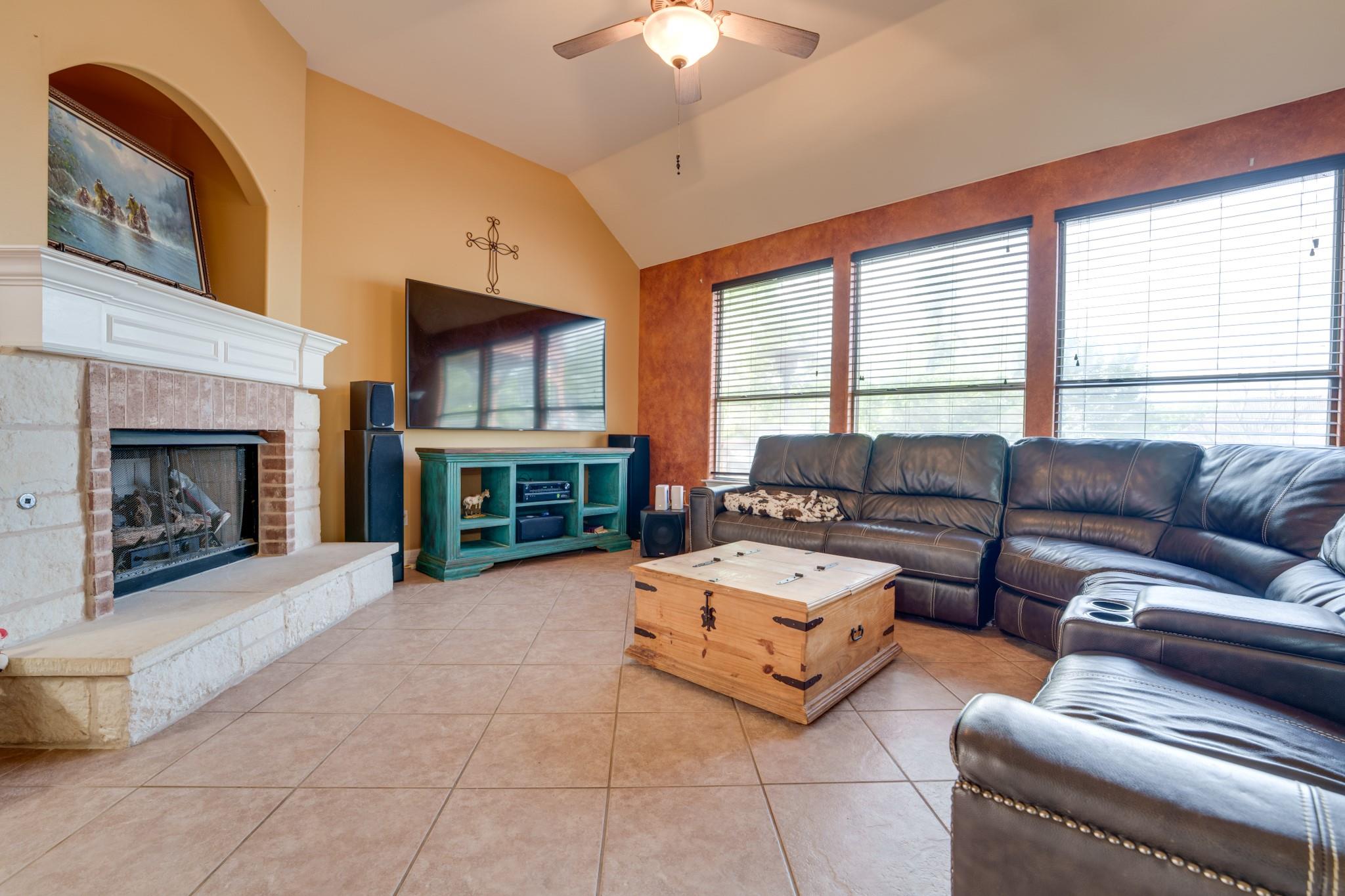 3839  Laurel Ridge Dr N, photo 7