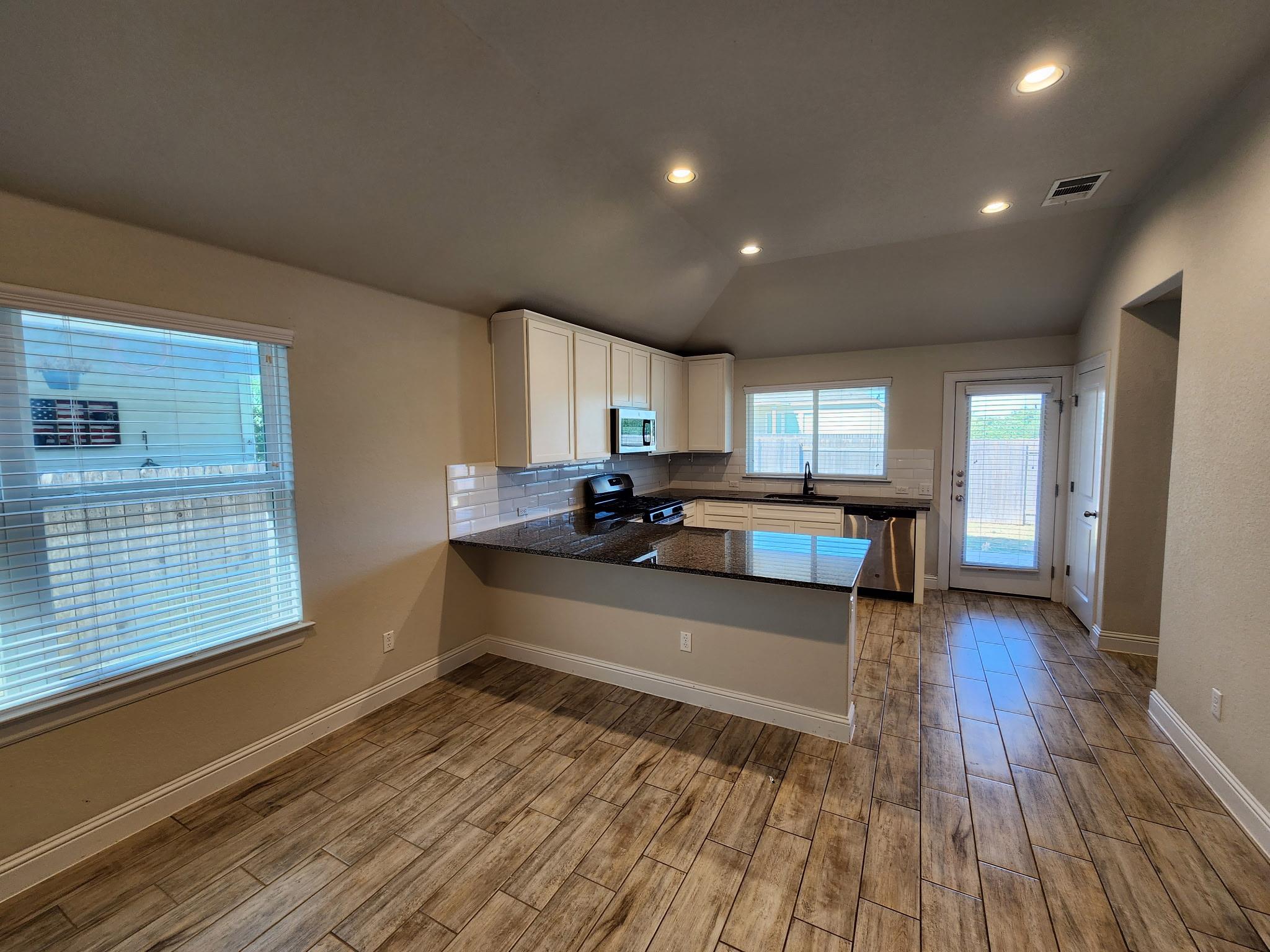 313  Gaida Loop Loop, photo 7