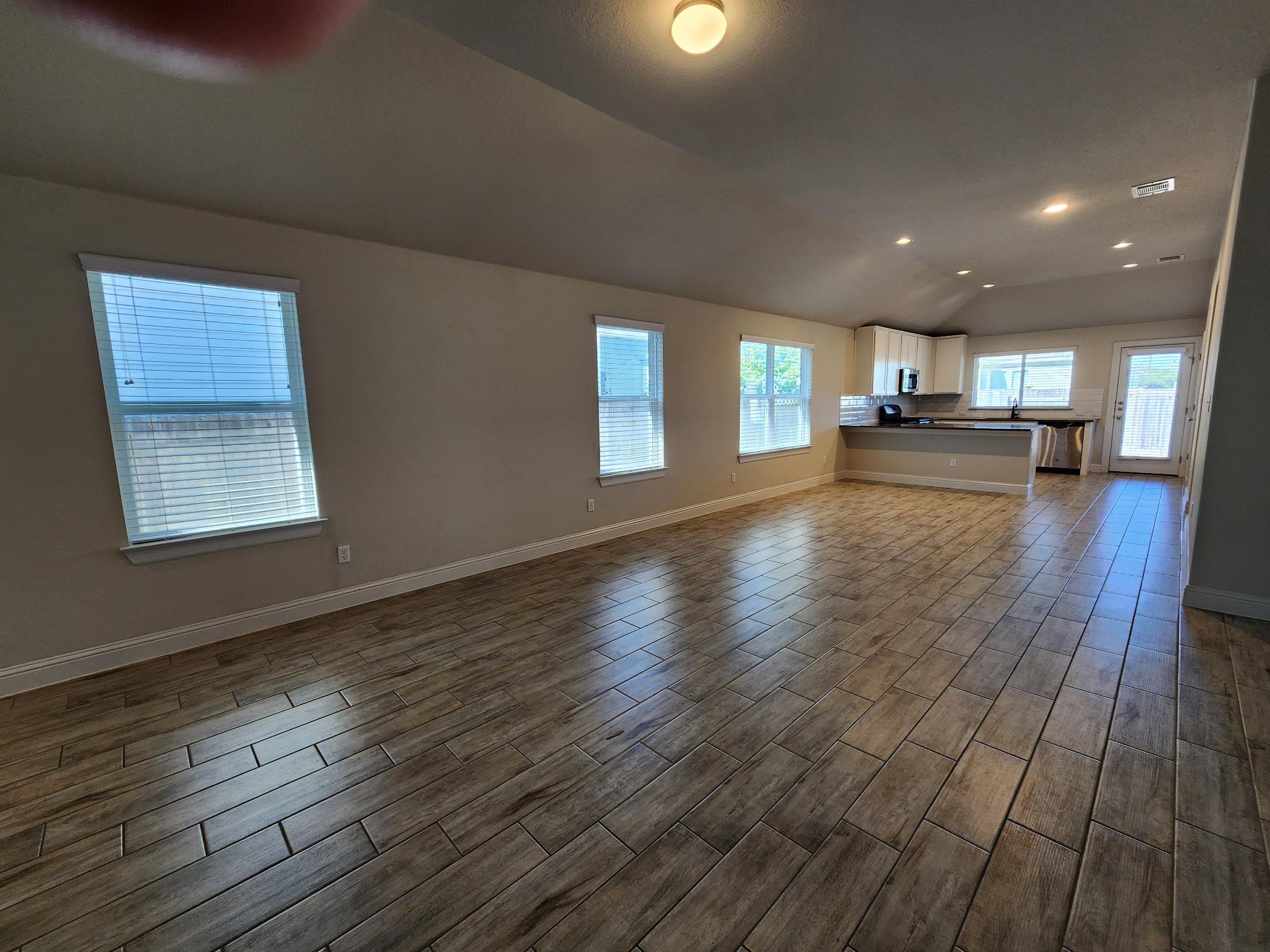 313  Gaida Loop Loop, photo 8