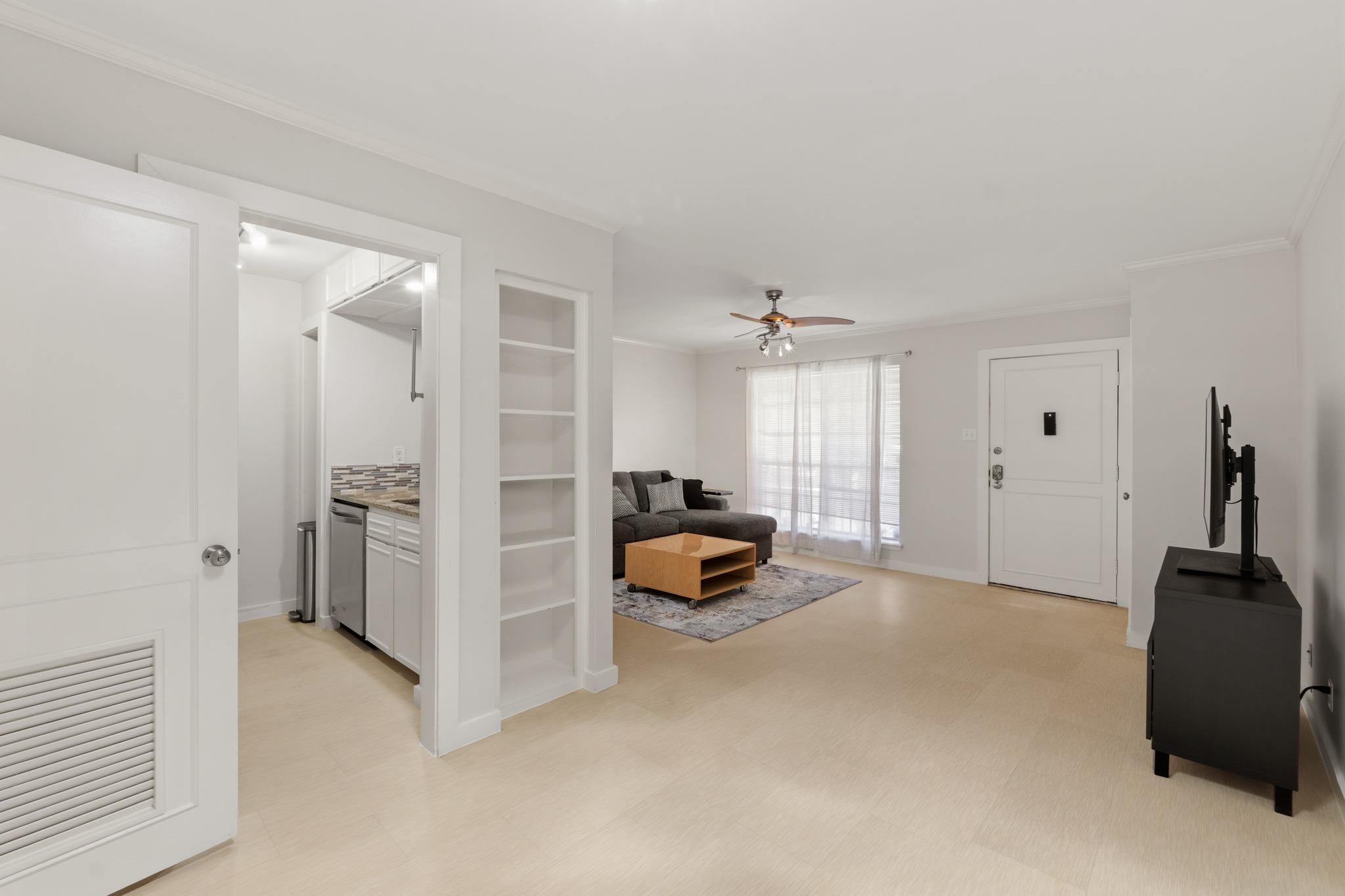 7920  Rockwood Ln  #216, photo 4