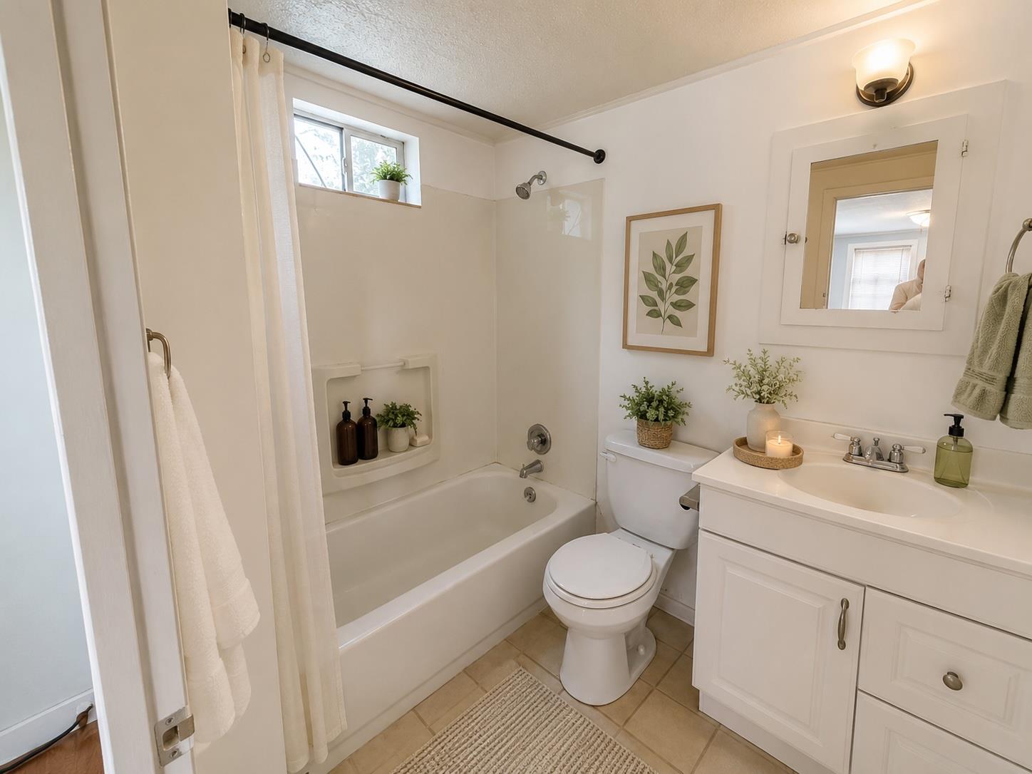 613  Peacock Ln, photo 9