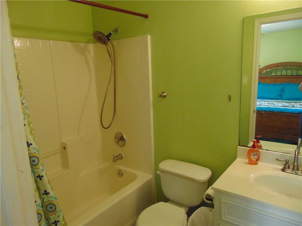 6901  Blessing Ave, photo 11