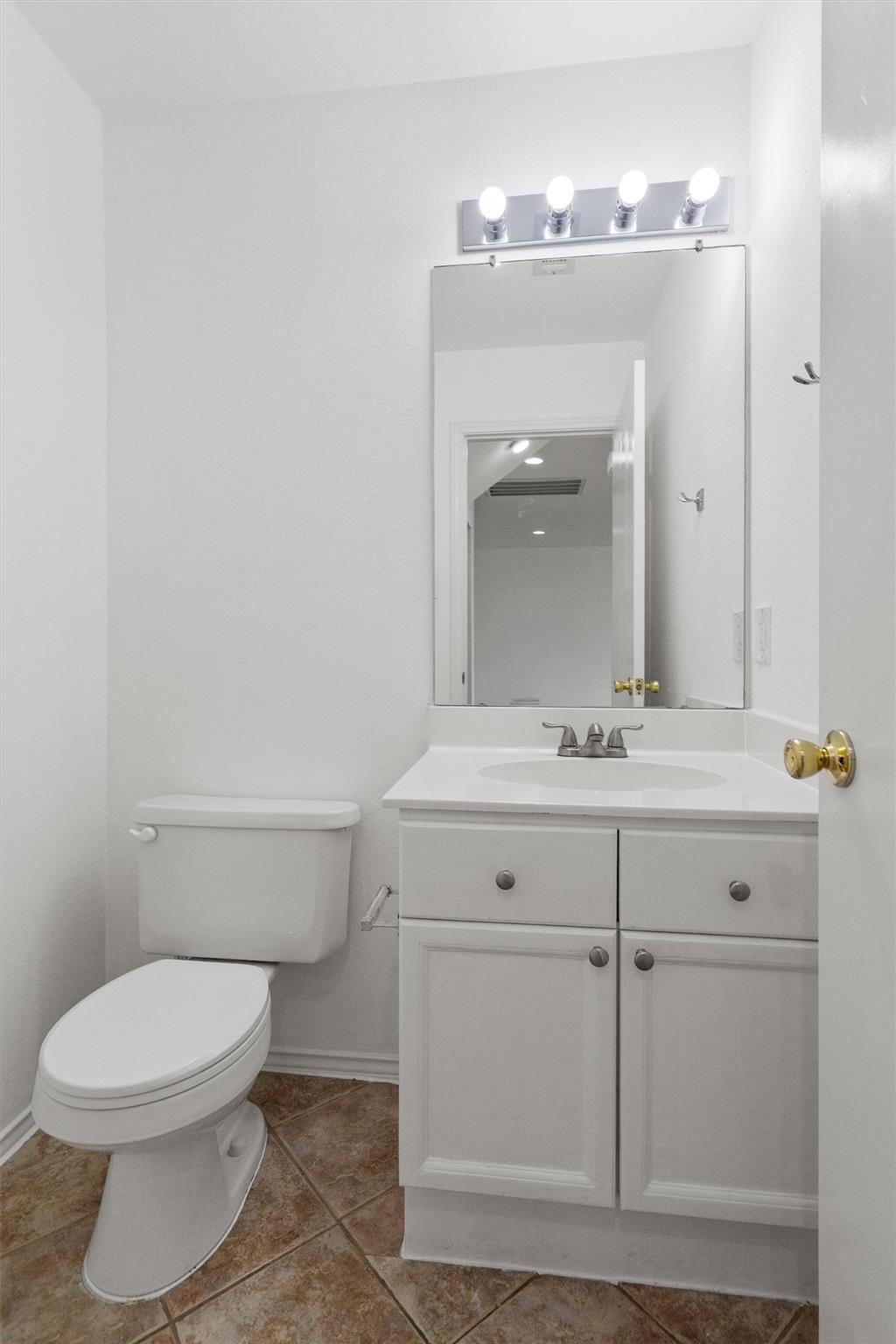 3744  Top Rock Ln, photo 12