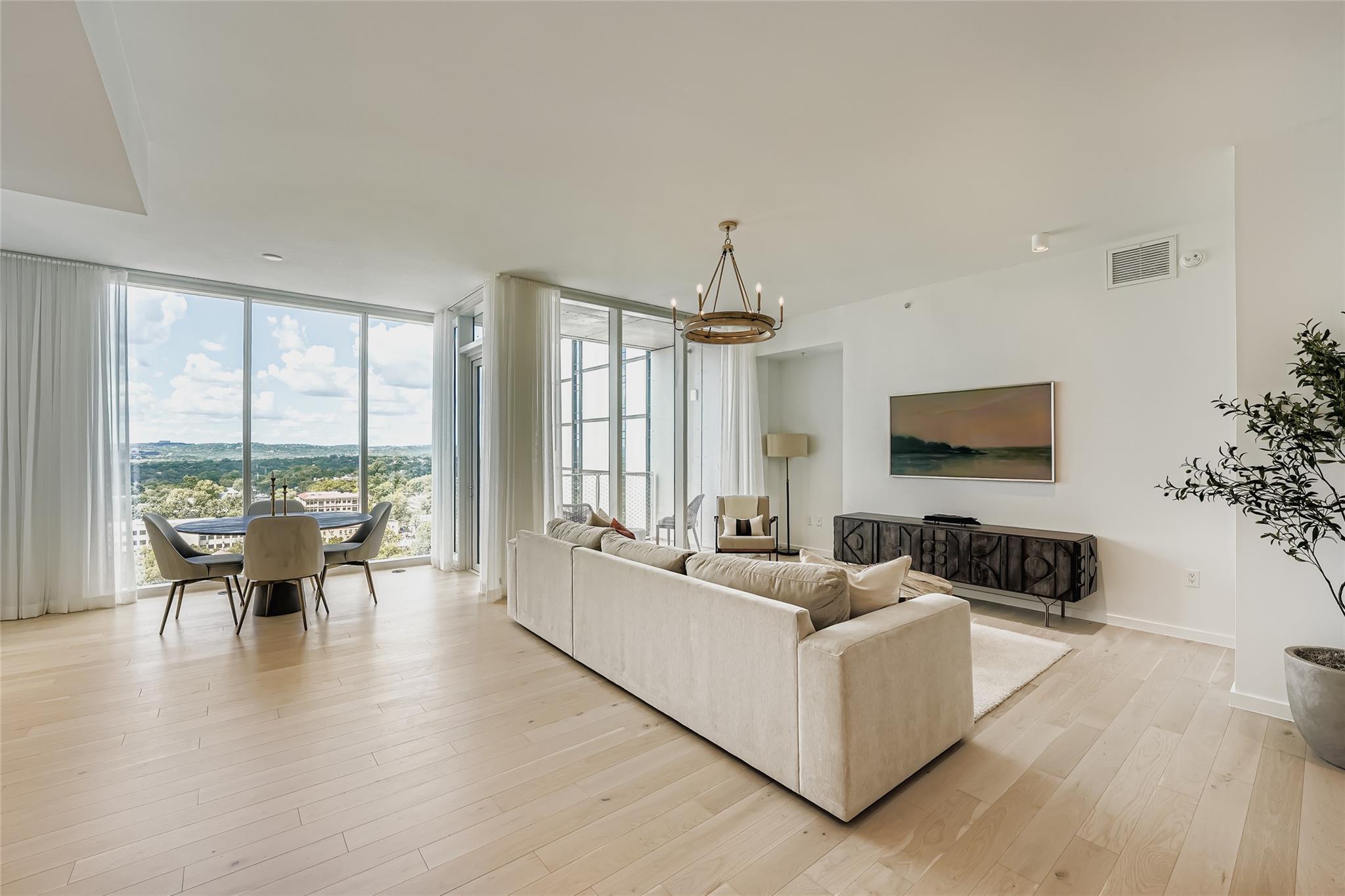 313 W 17th St  #1404, photo 10