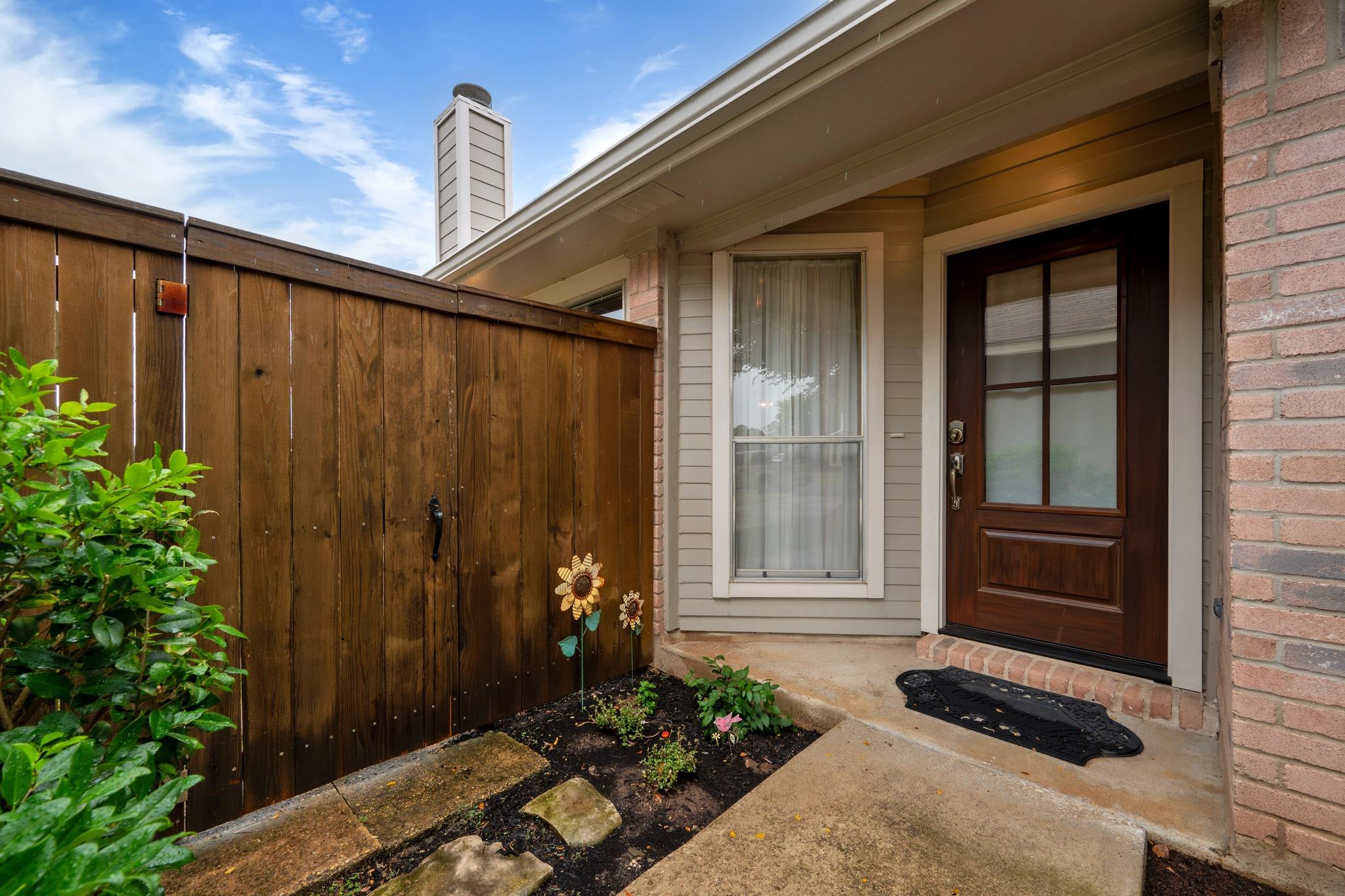 16931  Whitebrush Loop, photo 7